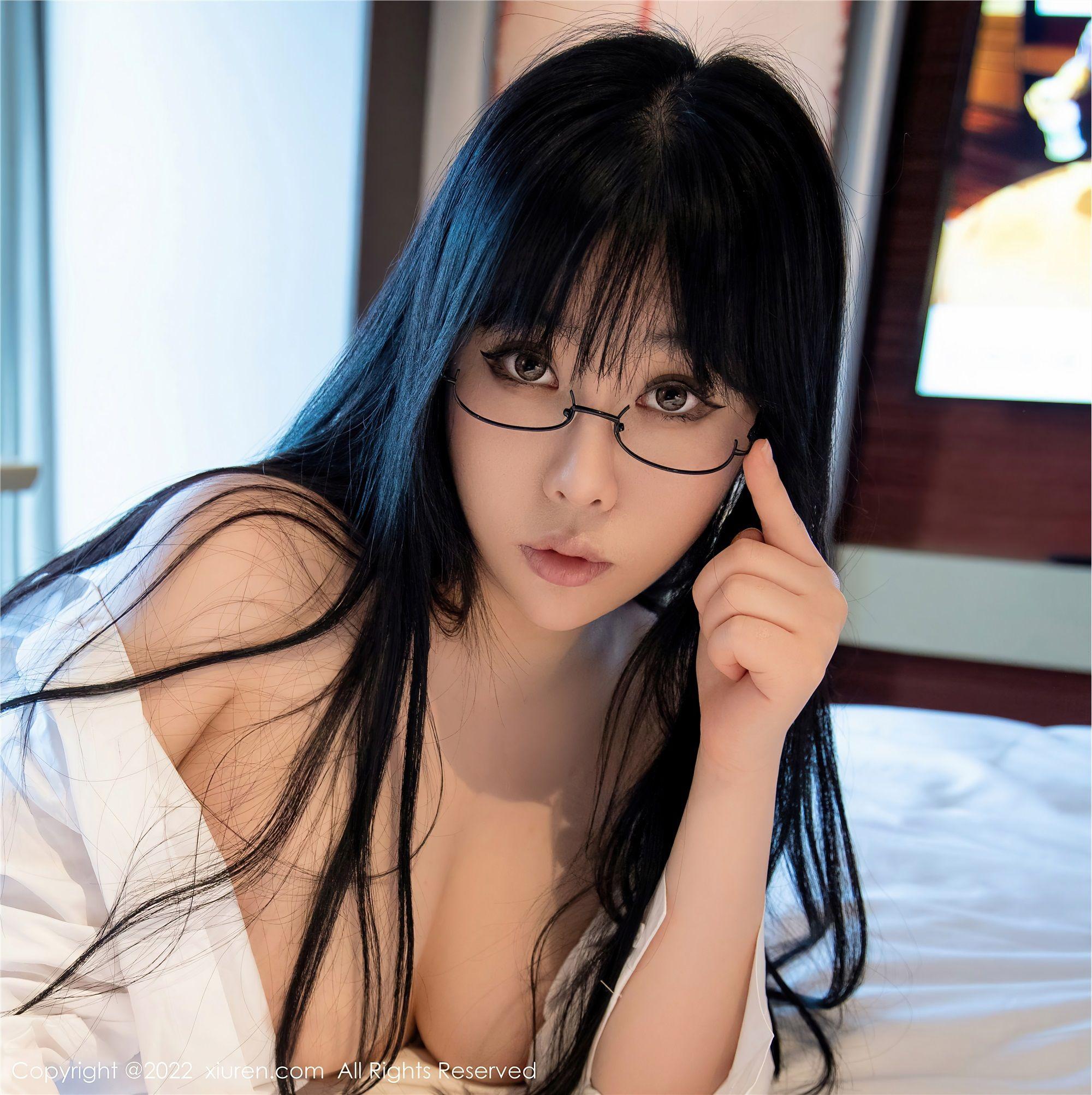 [XIUREN秀人网] 2022.04.20 NO.4894 徐媛媛_p033
