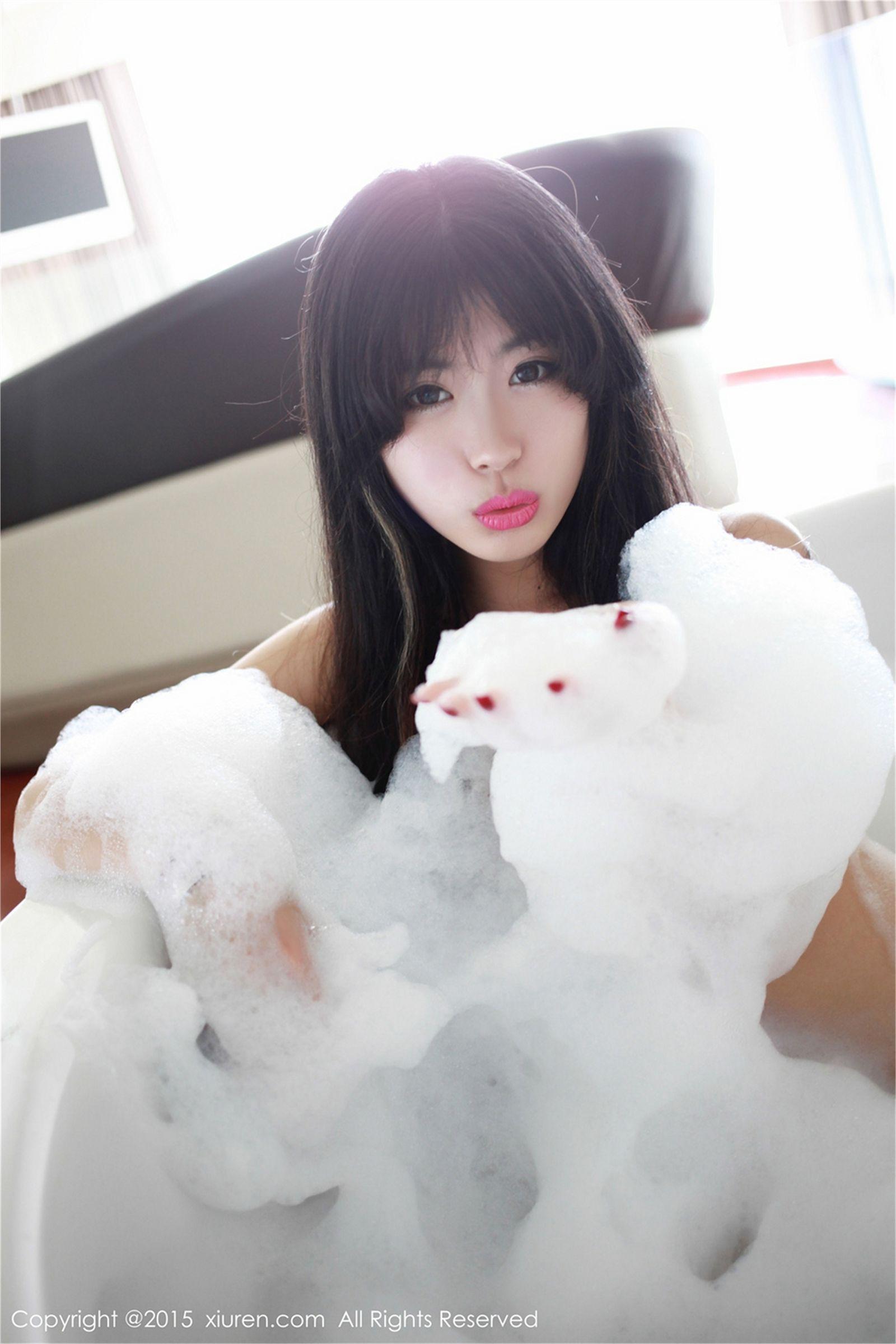 [秀人XIUREN] 2015.01.09 NO.277 刘雪妮Verna_p002