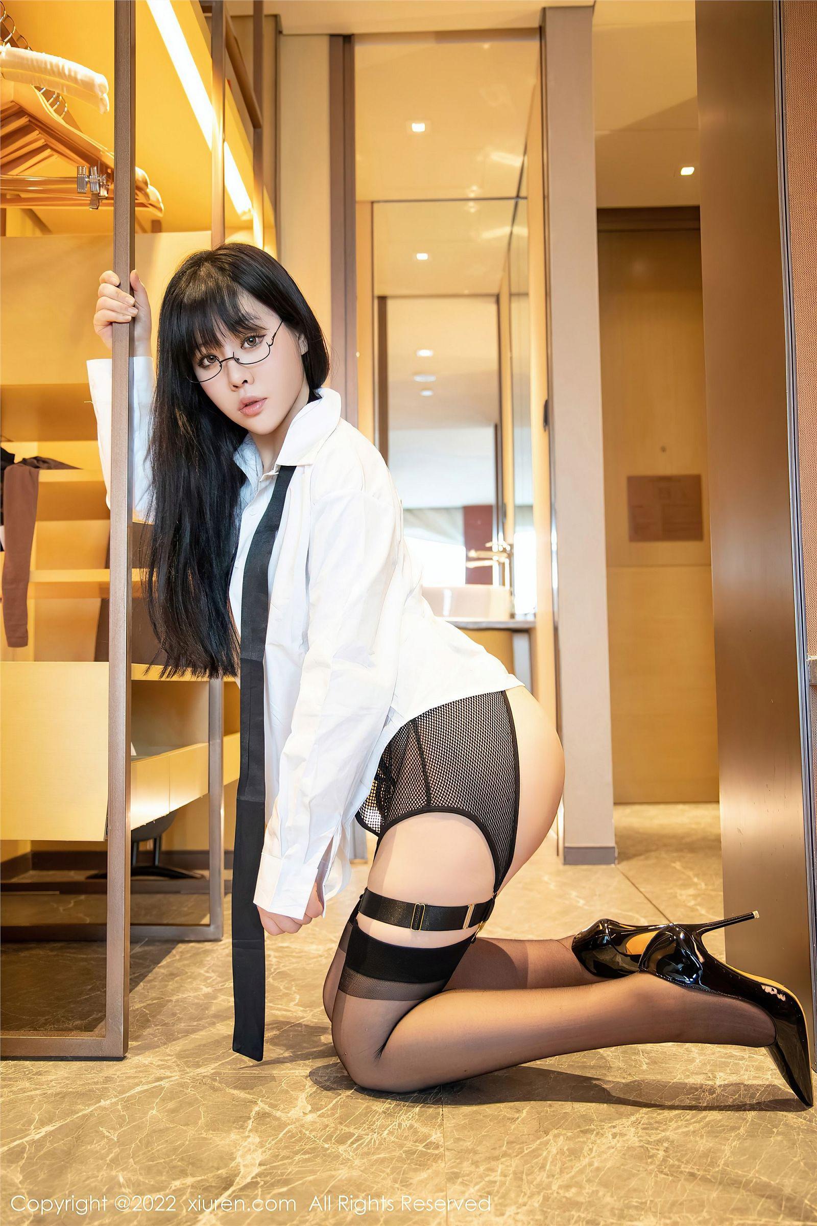 [XIUREN秀人网] 2022.04.20 NO.4894 徐媛媛_p005