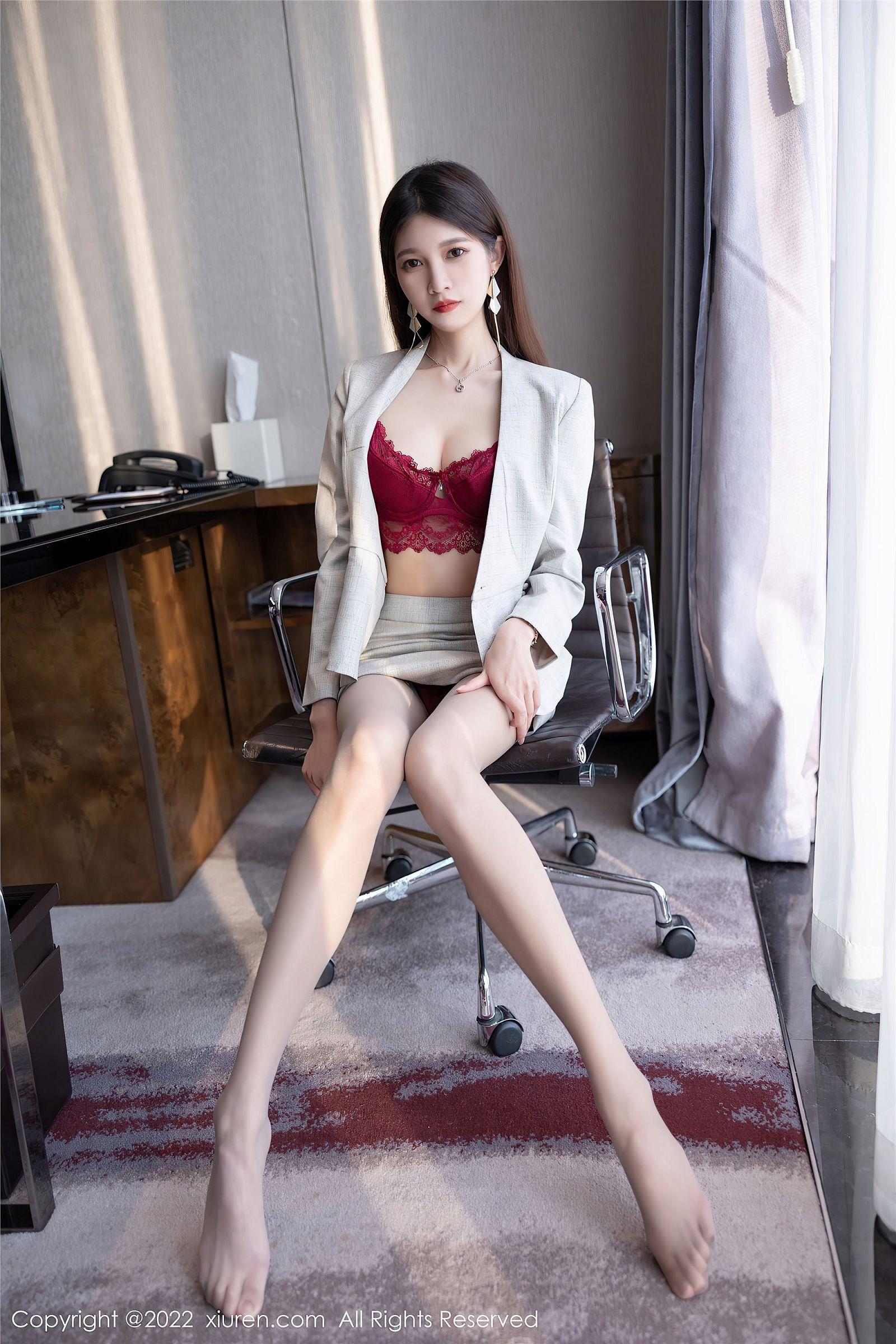 [XIUREN秀人网] 2022.03.14 NO.4713 程程程-_p031