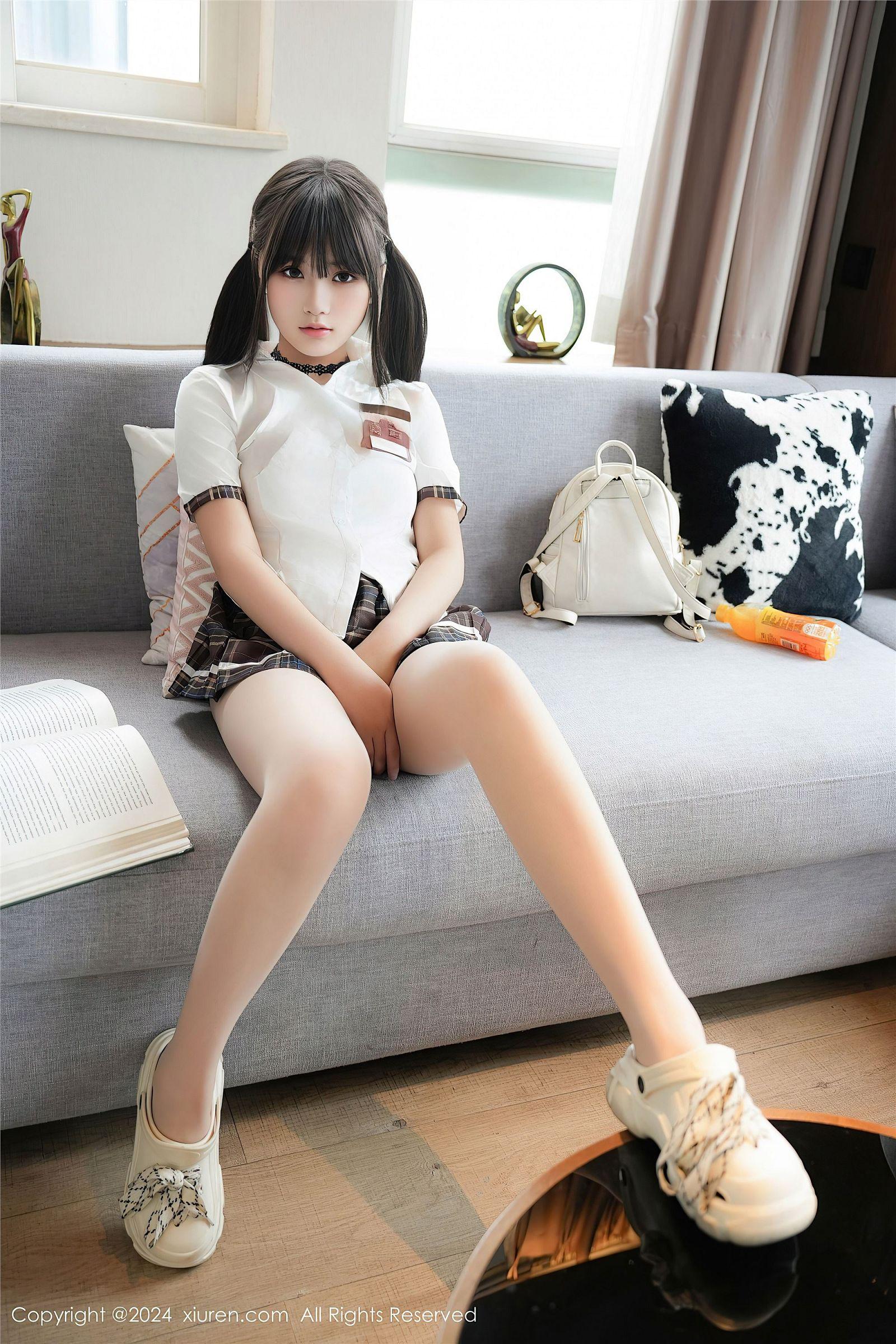 [XIUREN秀人网] 2024.12.10 NO.9573 姚若兮vay_p002