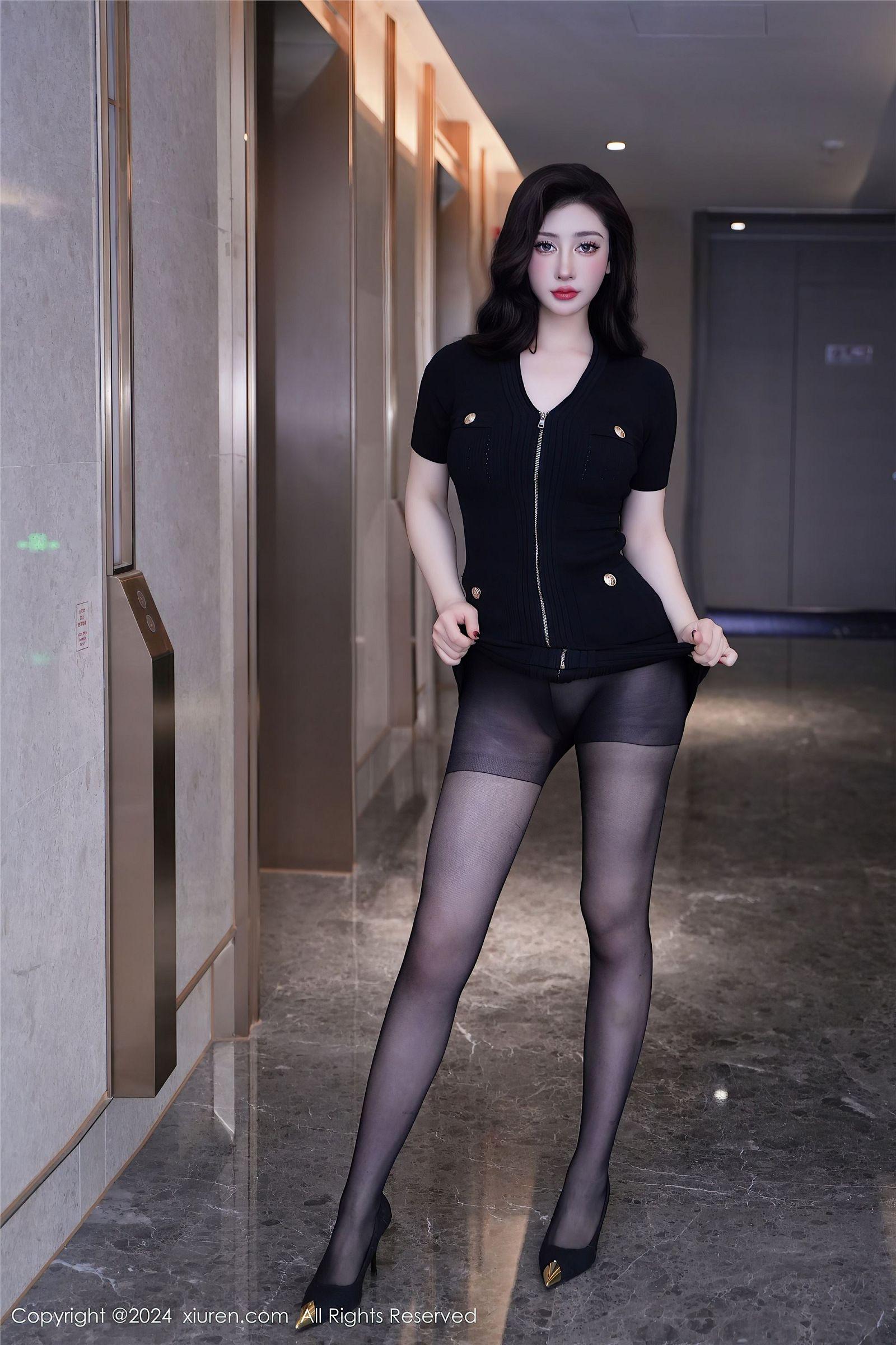 [XIUREN秀人网] 2024.03.04 NO.8170 蕾蕾醒了没_p012