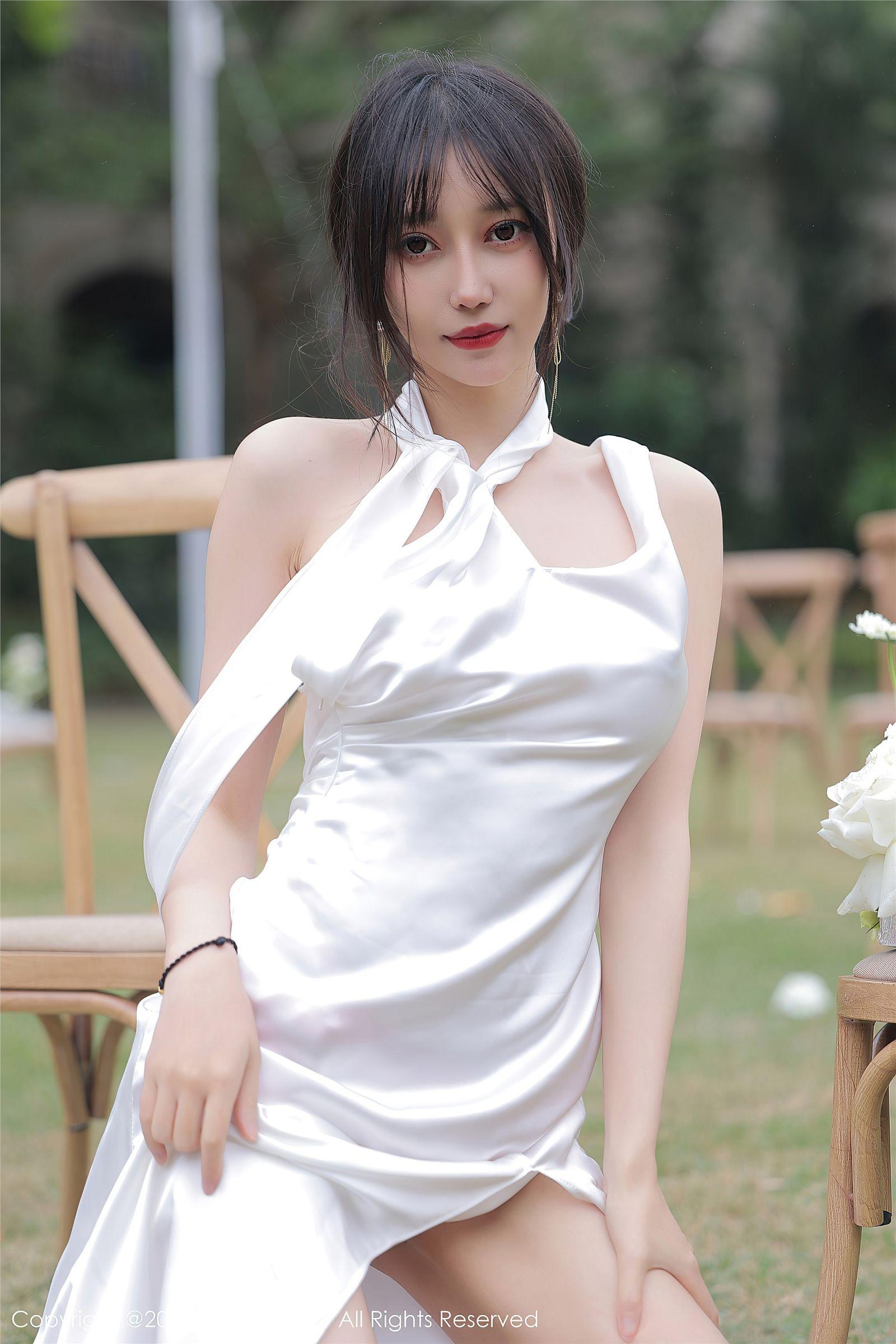 [XIUREN秀人网] 2023.03.24 NO.6466 玥儿玥er 万宁旅拍_p011