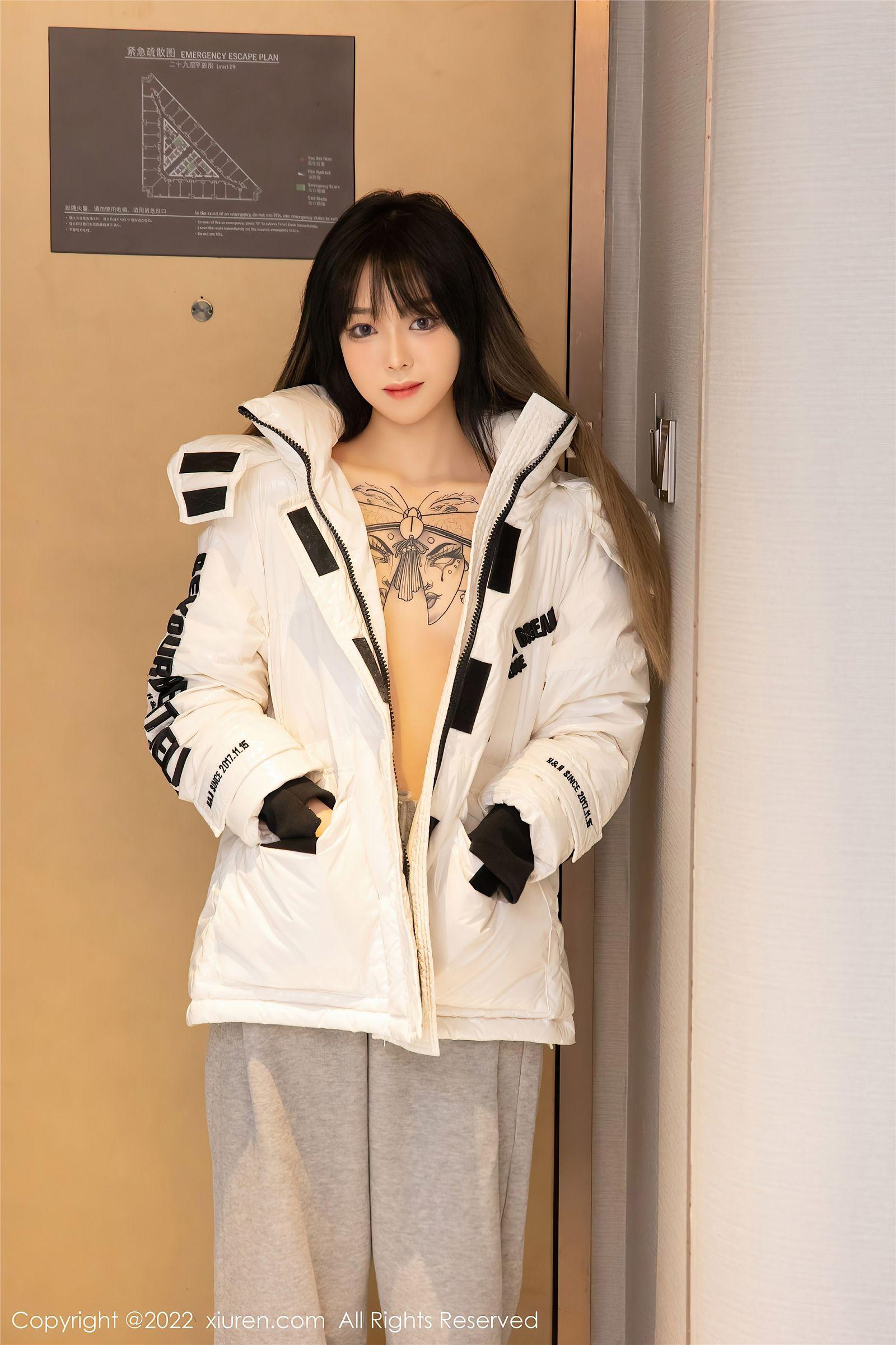 [XIUREN秀人网] 2022.01.17 NO.4470 奶瓶_p012