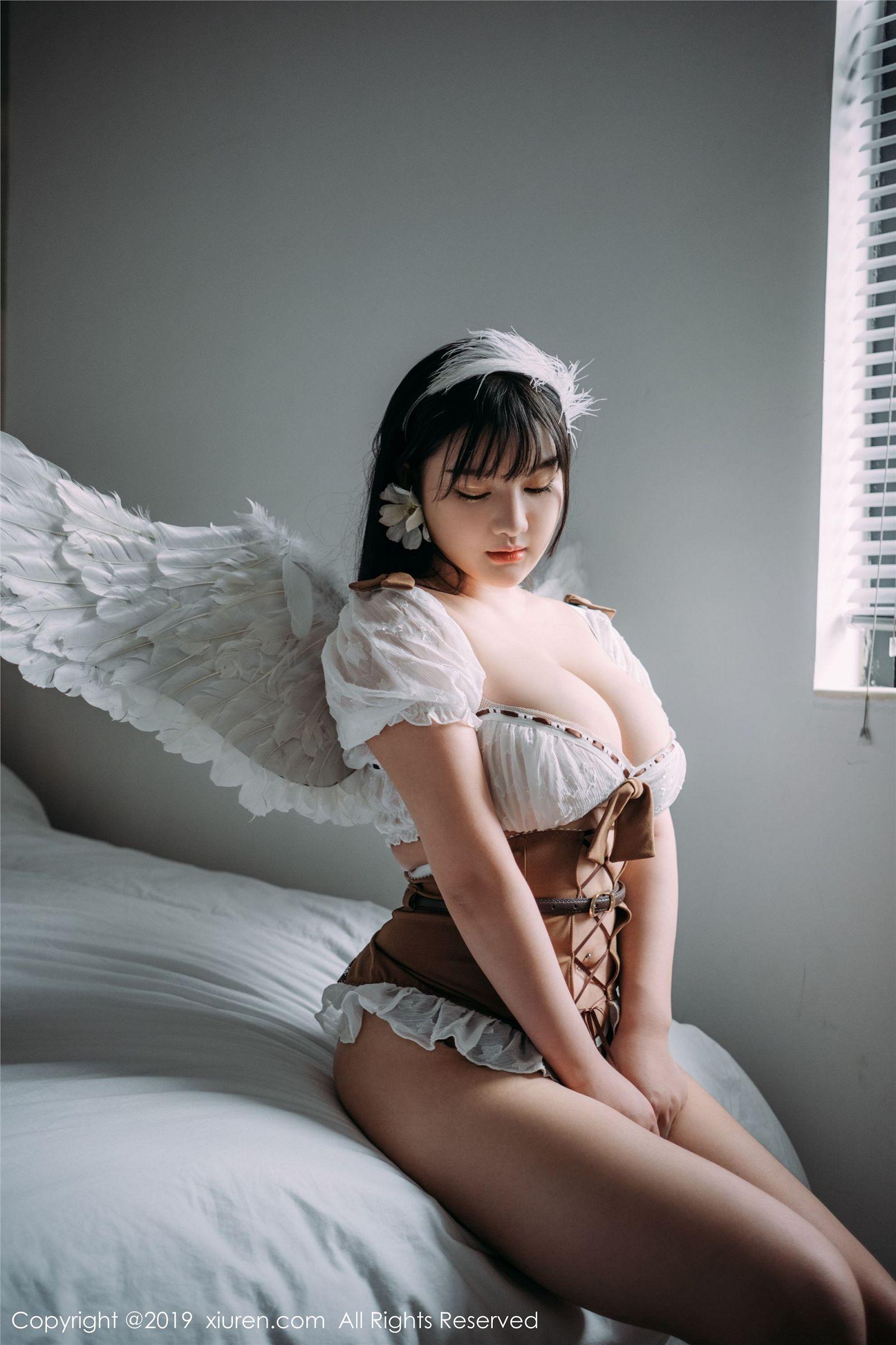 [XIUREN秀人网] 2019.12.04 NO.1824 小尤奈_p001