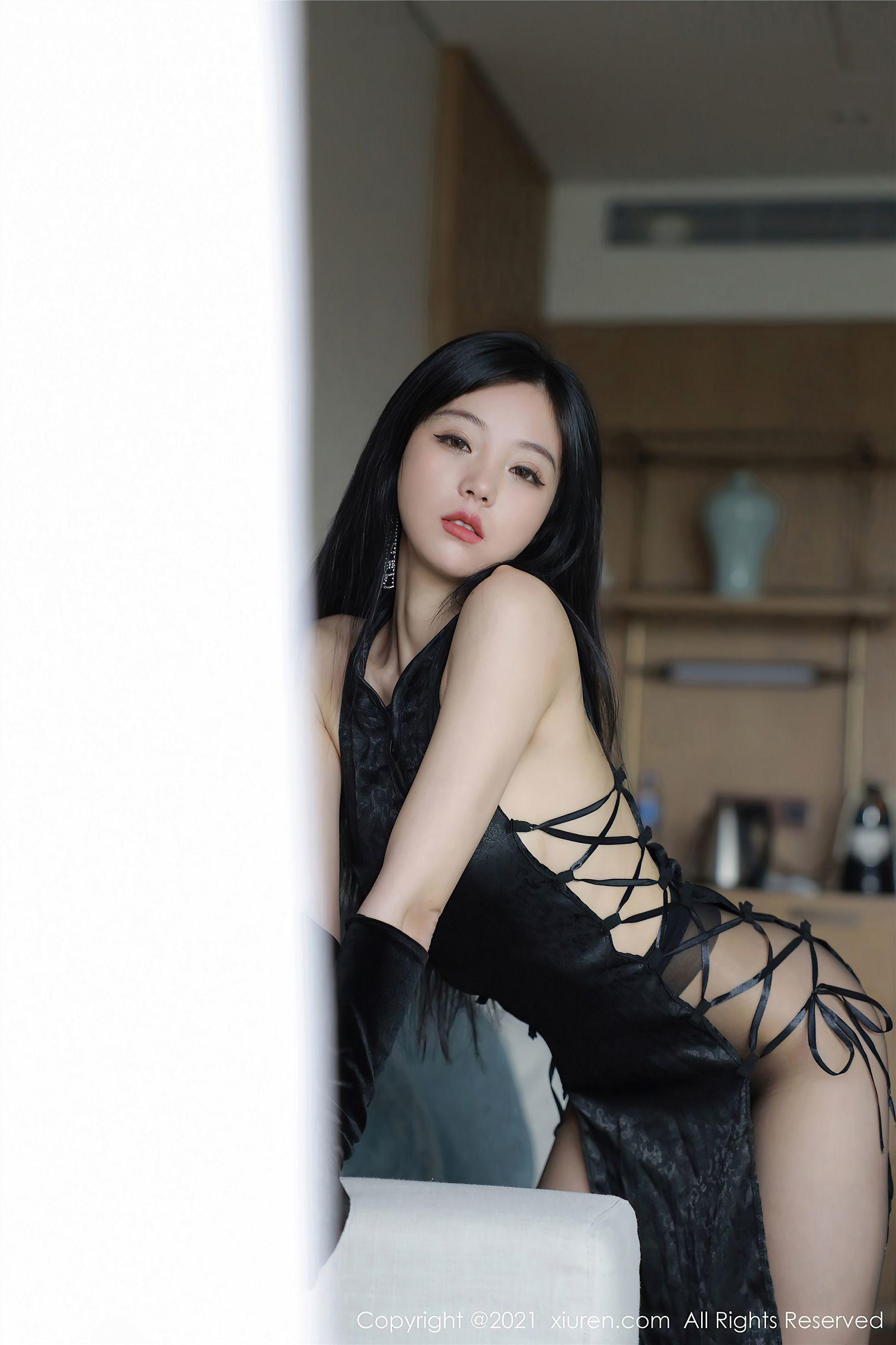[XIUREN秀人网] 2021.10.27 NO.4125 佘贝拉Bella_p017