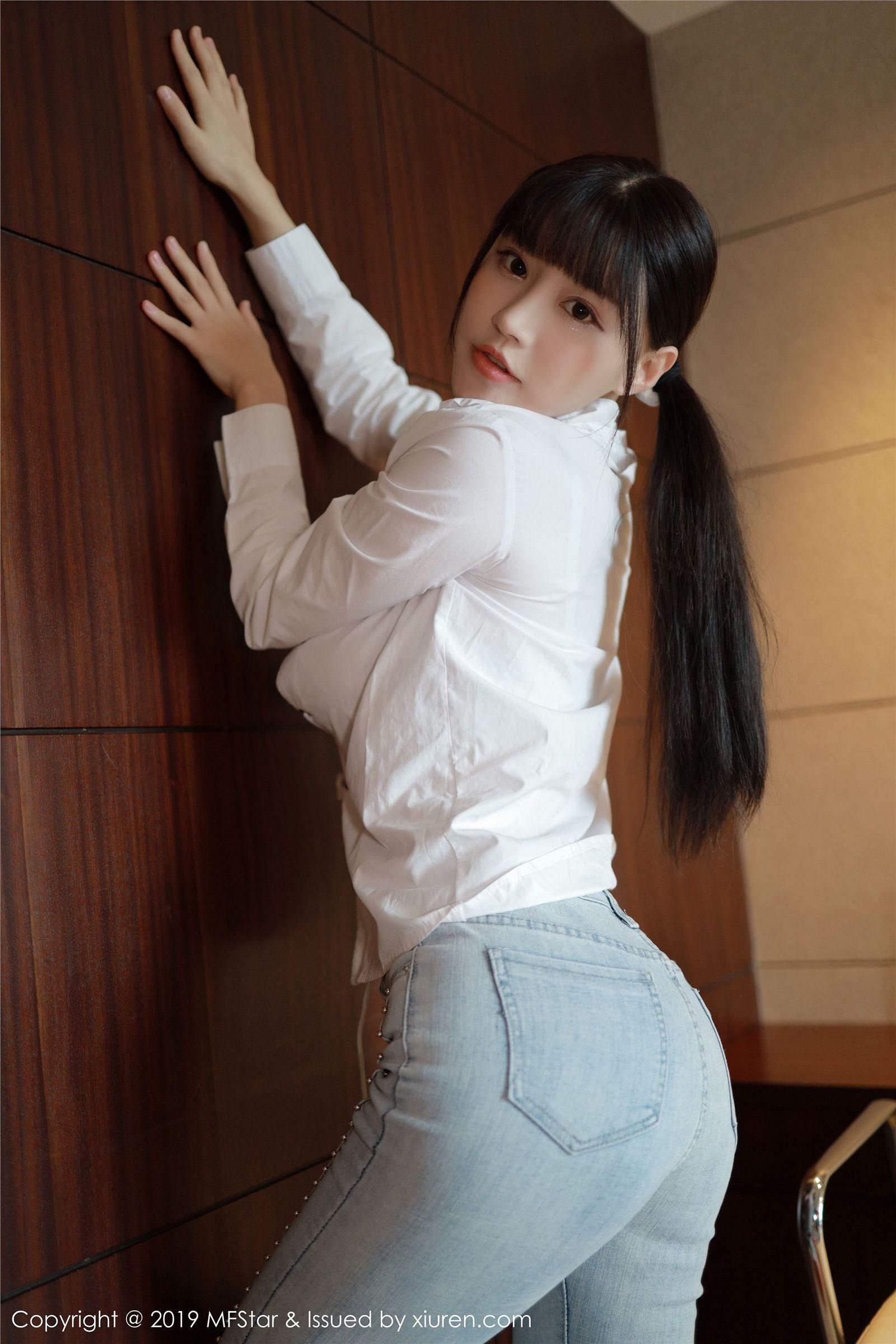 [MFStar模范学院] 2019.08.12 Vol.207 Flower朱可_儿_p045