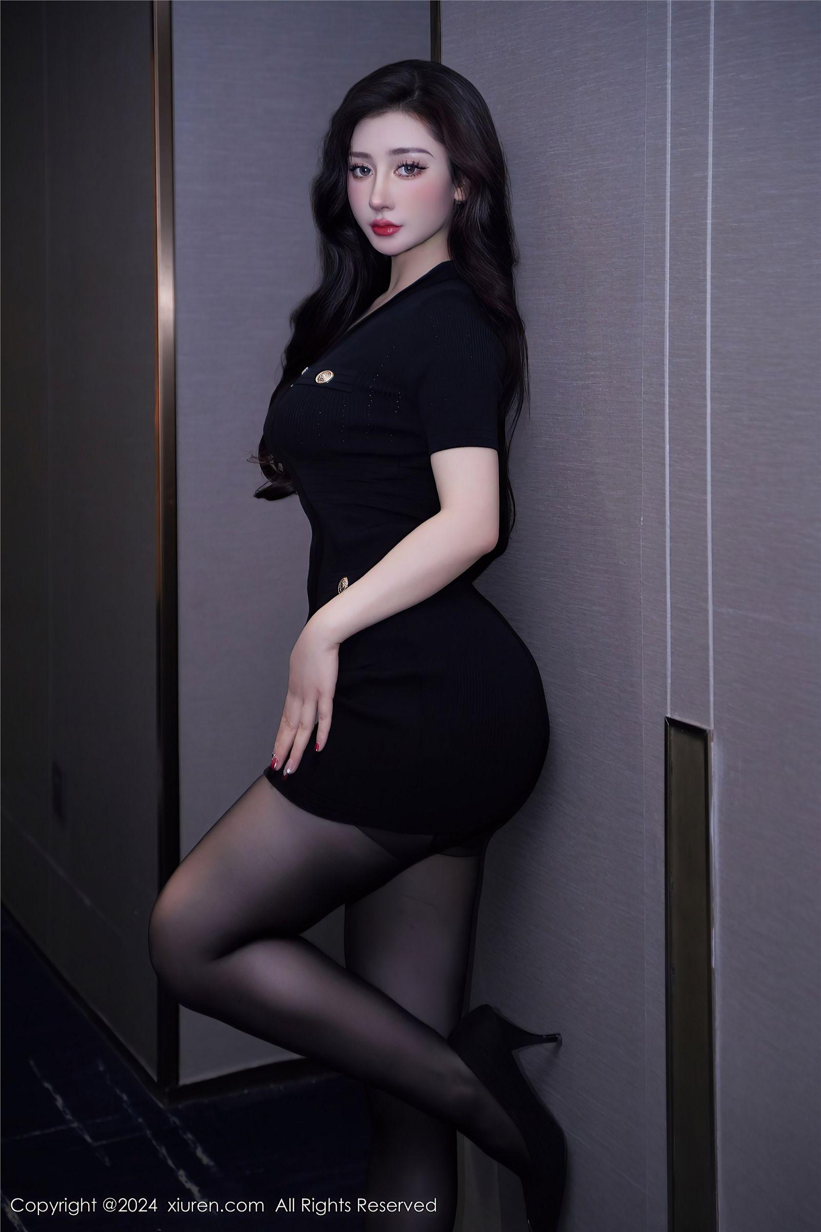[XIUREN秀人网] 2024.03.04 NO.8170 蕾蕾醒了没_p002