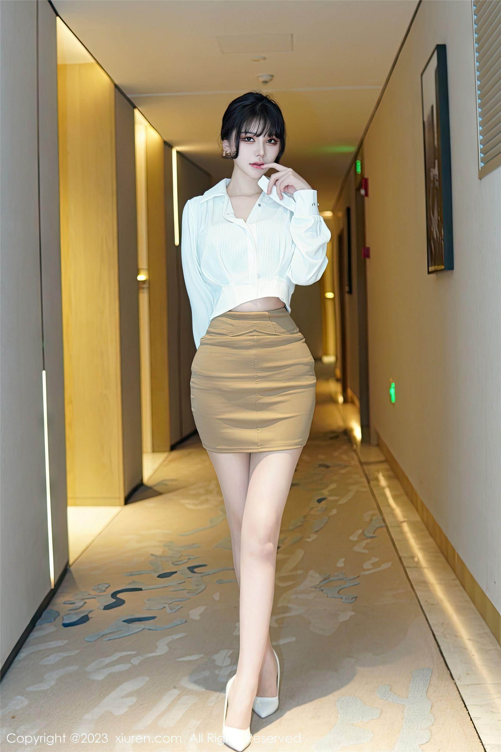 [XIUREN秀人网] 2023.01.10 No.6111 桃桃子_p009