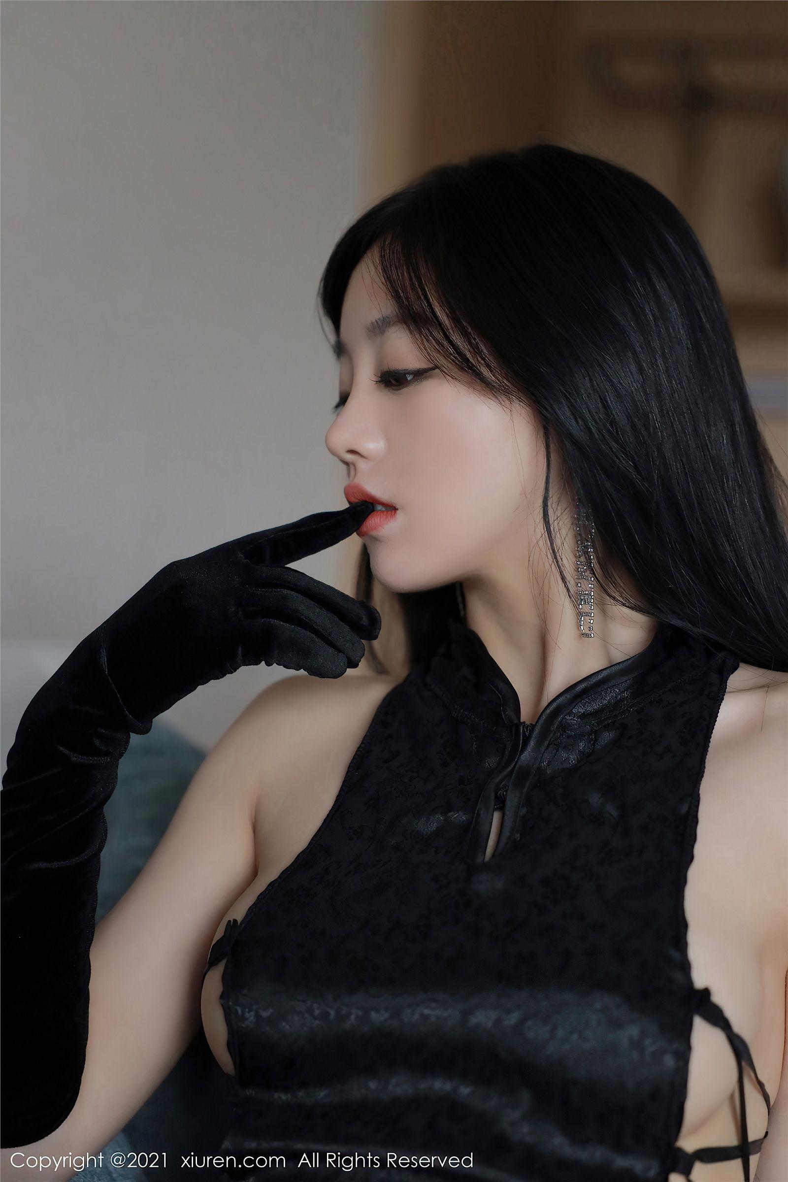 [XIUREN秀人网] 2021.10.27 NO.4125 佘贝拉Bella_p009