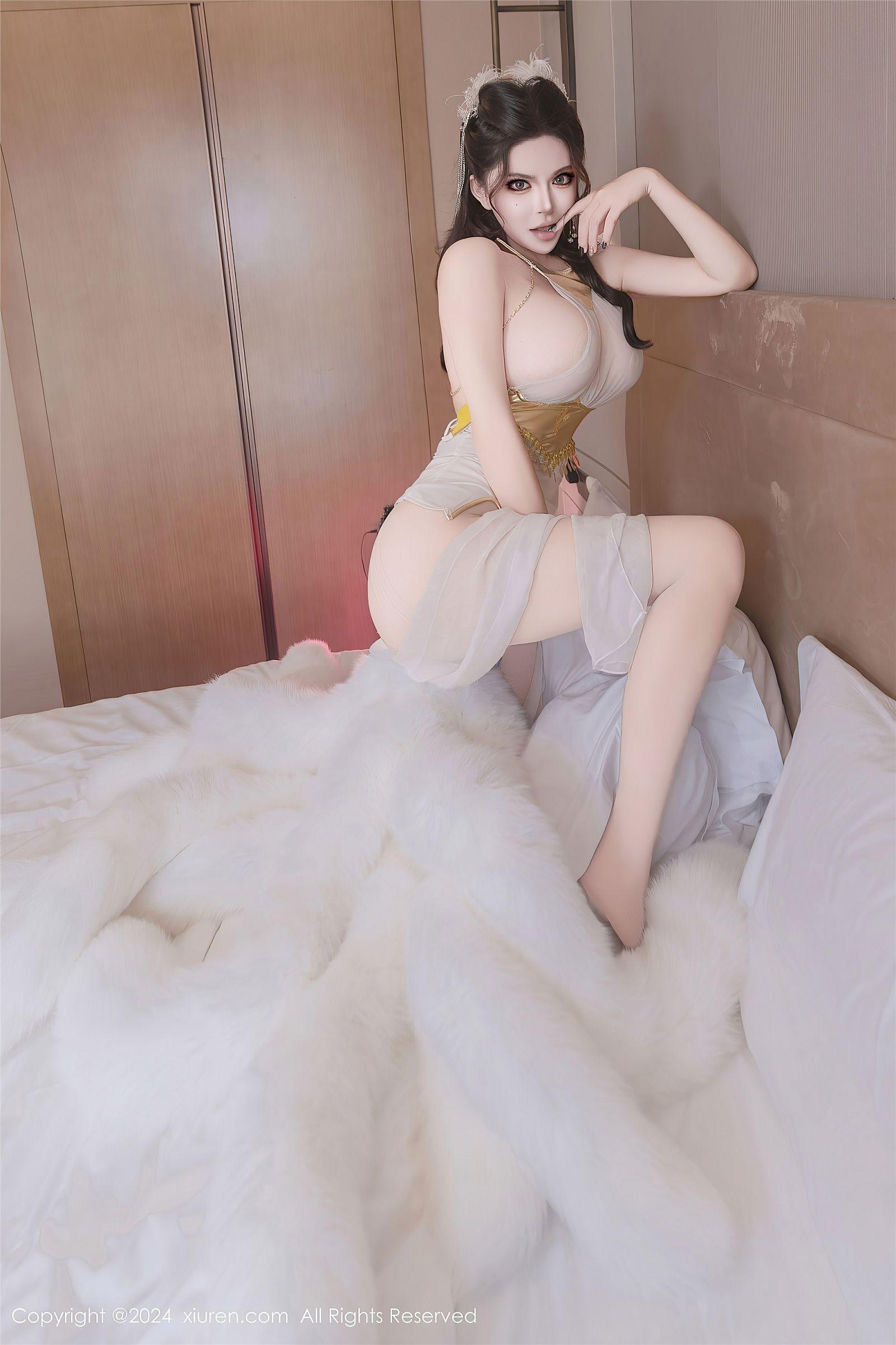 [XIUREN秀人网] 2024.10.15 NO.9286 伊丽莎有点白_p015