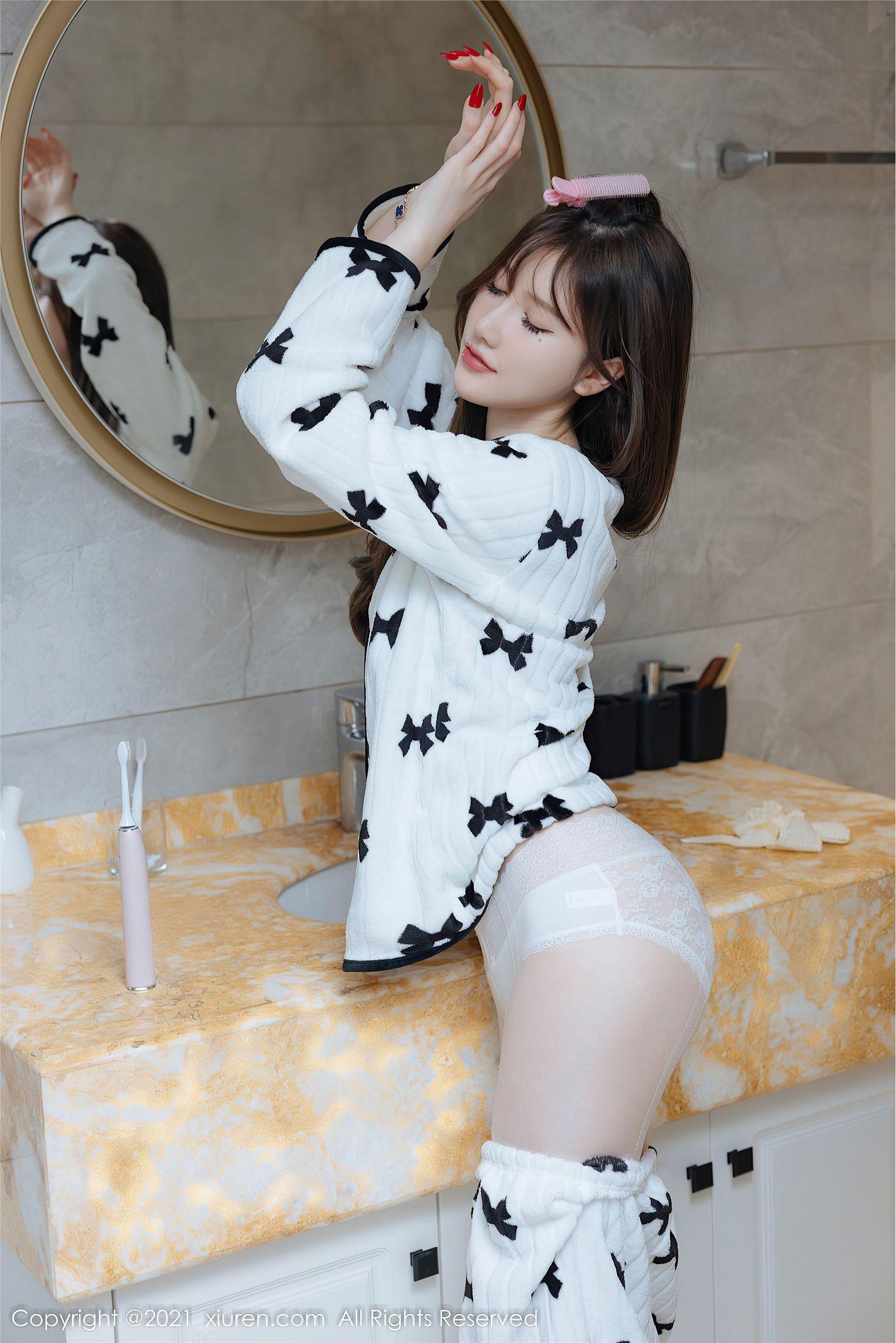 [XIUREN秀人网] 2021.12.21 NO.4365 美桃酱_p046