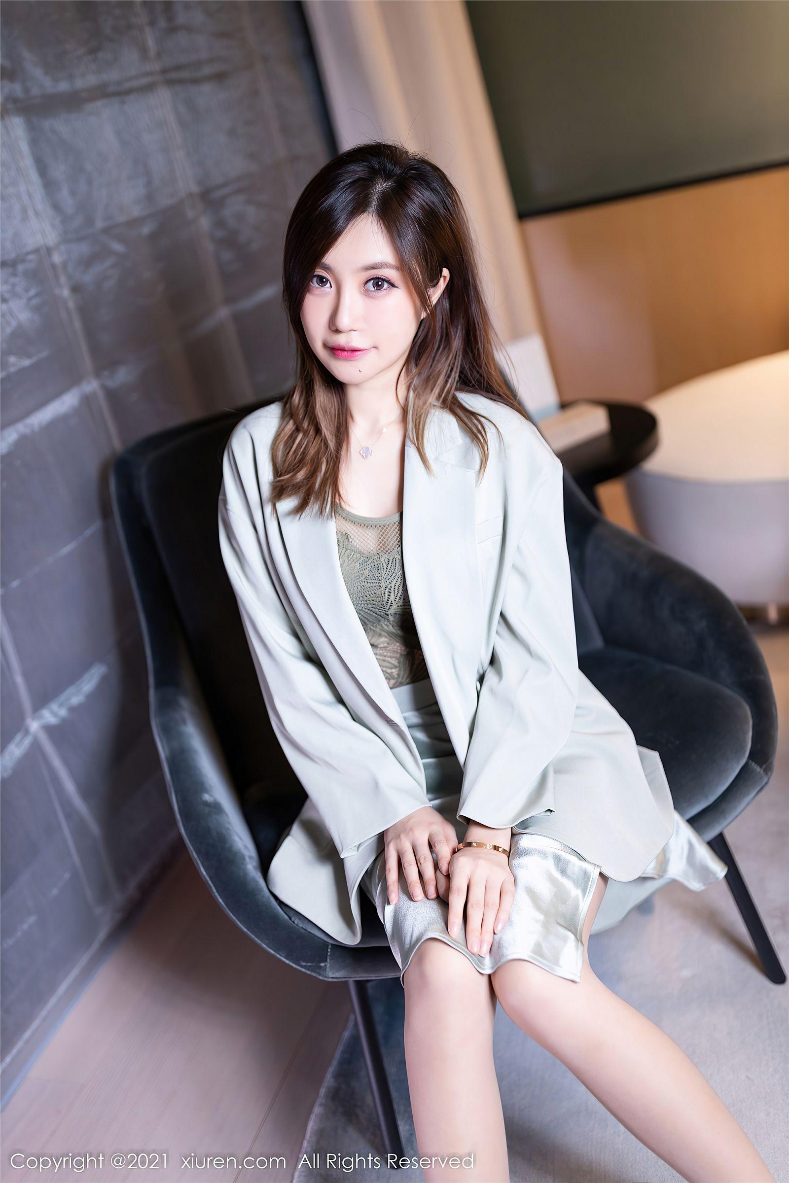 [XIUREN秀人网] 2021.12.17 NO.4353 绮里嘉ula_p001