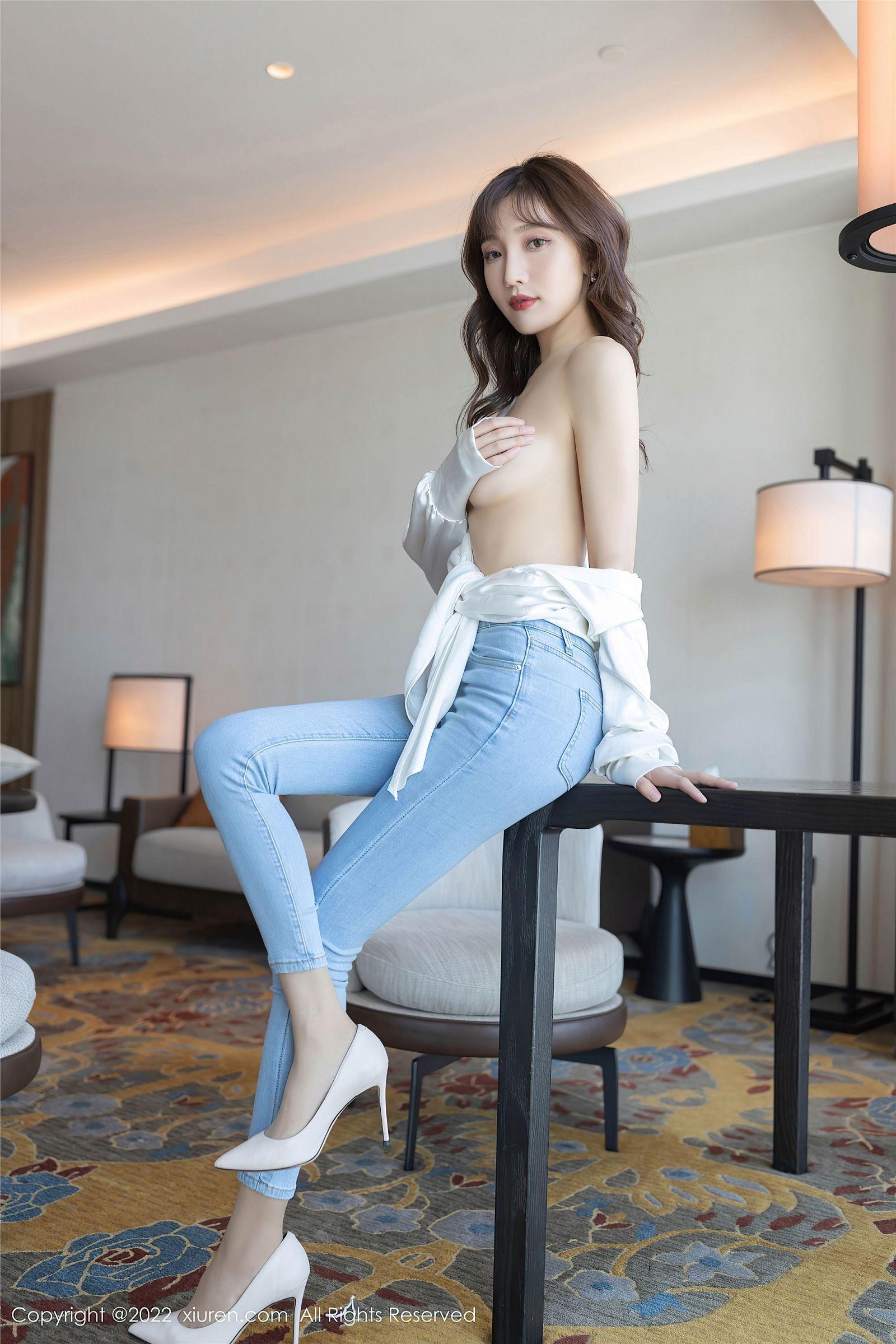[XIUREN秀人网] 2022.01.05 NO.4425 陆萱萱_p075