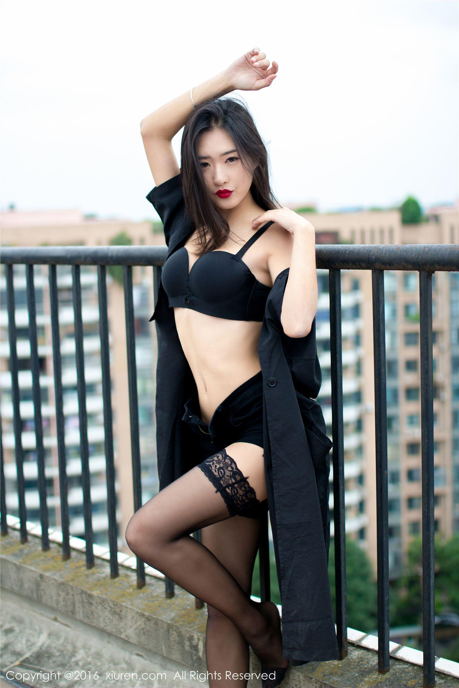[秀人XIUREN] 2016.10.25 NO.624 周琰琳LIN_p037