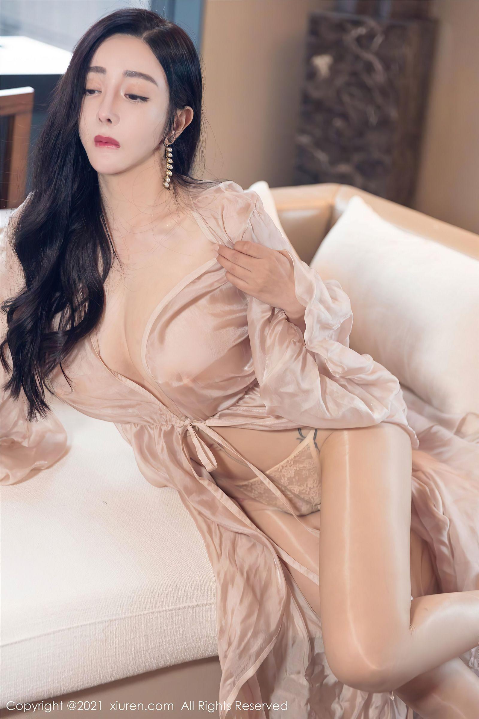 [XIUREN秀人网] 2021.10.27 NO.4129 允爾_p054