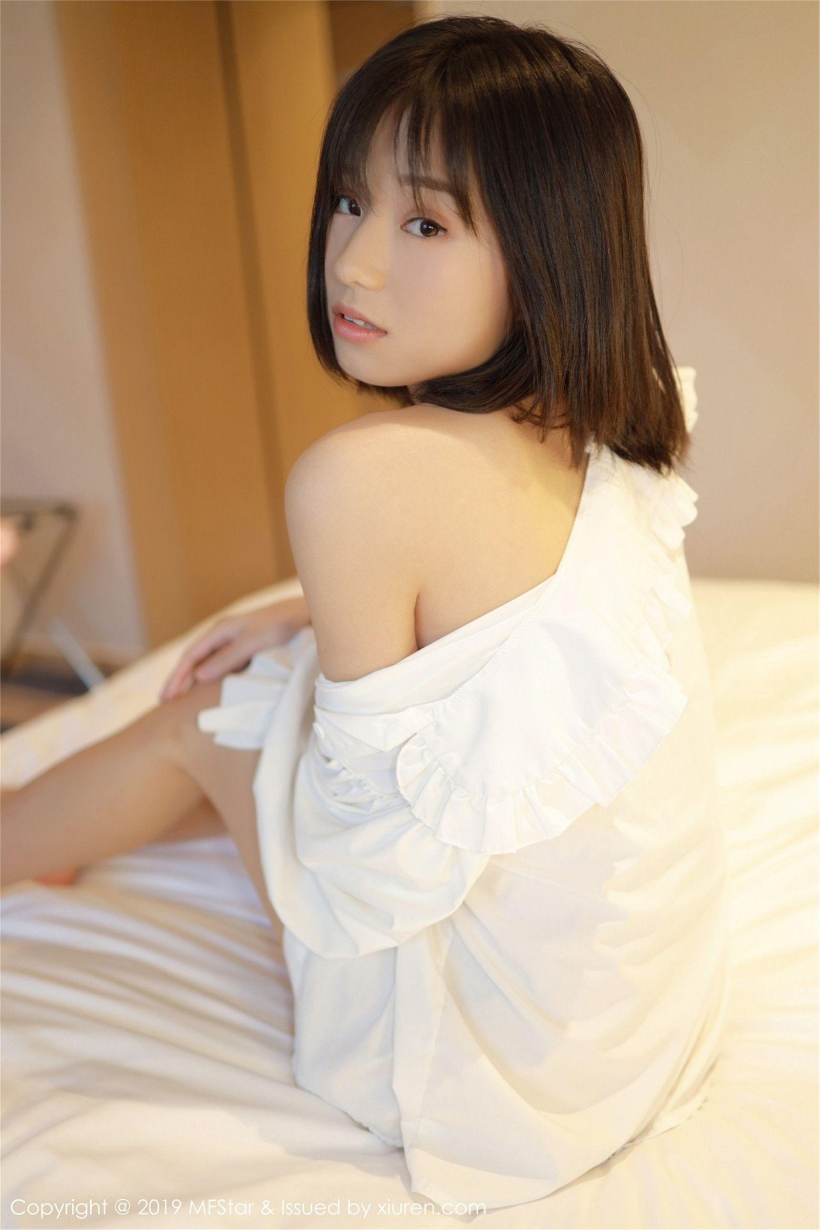 [MFStar模范学院] 2019.07.29 Vol.203 Baileys 香儿_p041