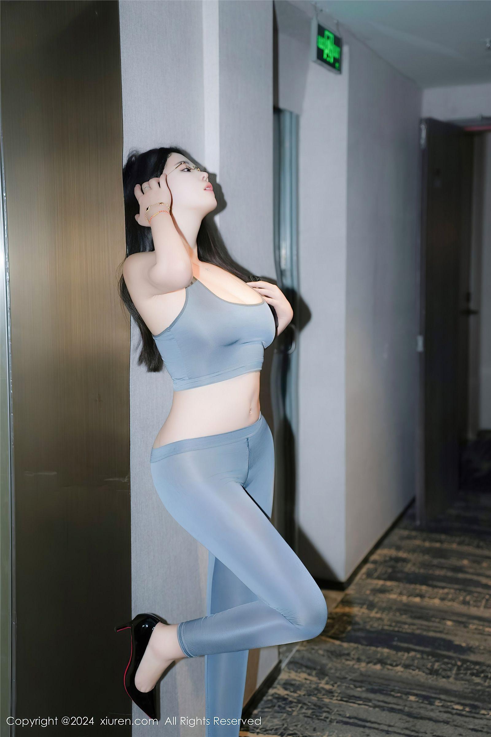 [XIUREN秀人网] 2024.10.29 NO.9357 樱桃小犊子_p039