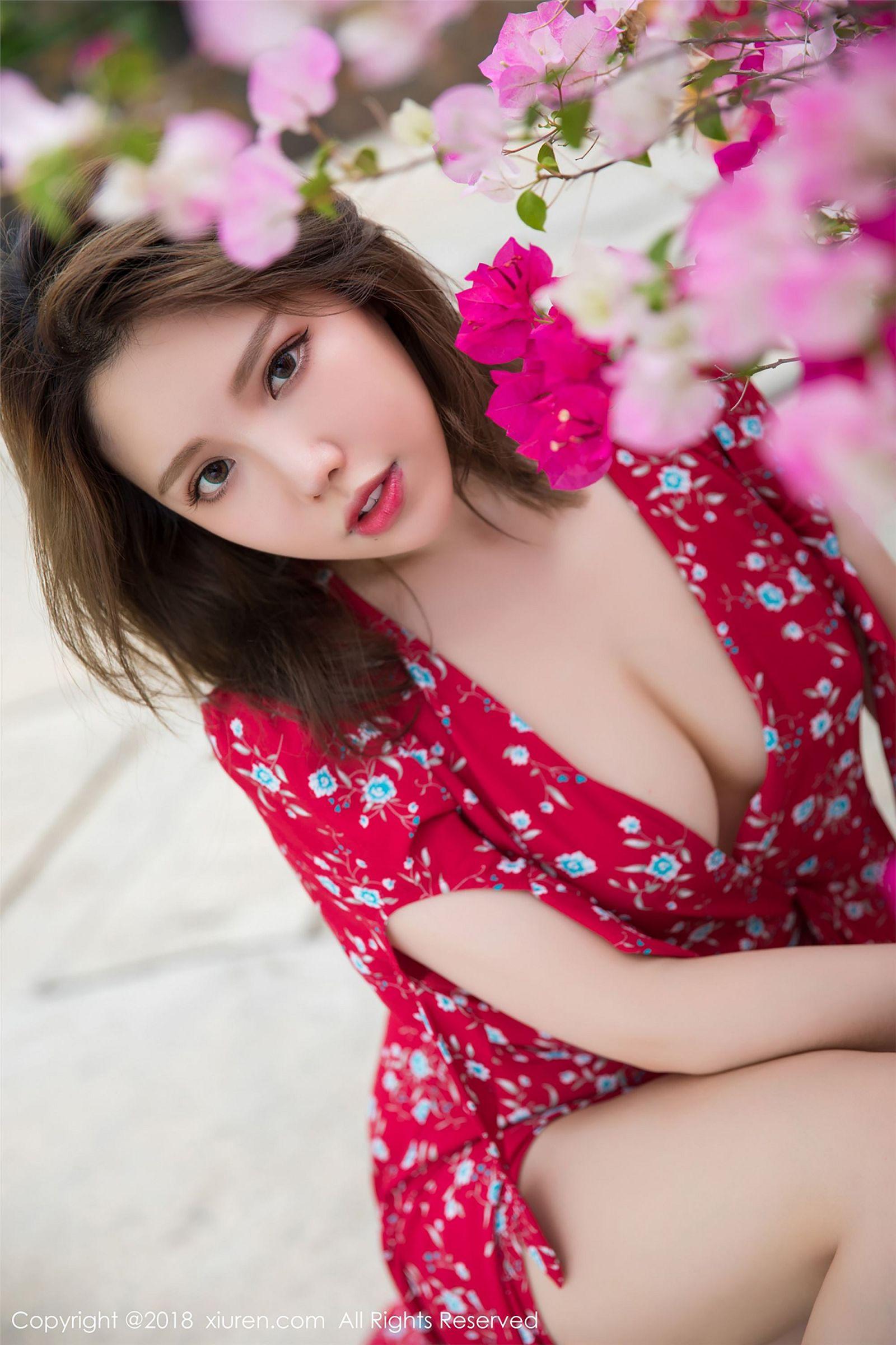 [秀人XIUREN] 2018.12.24 NO.1284 黄楽然_p018
