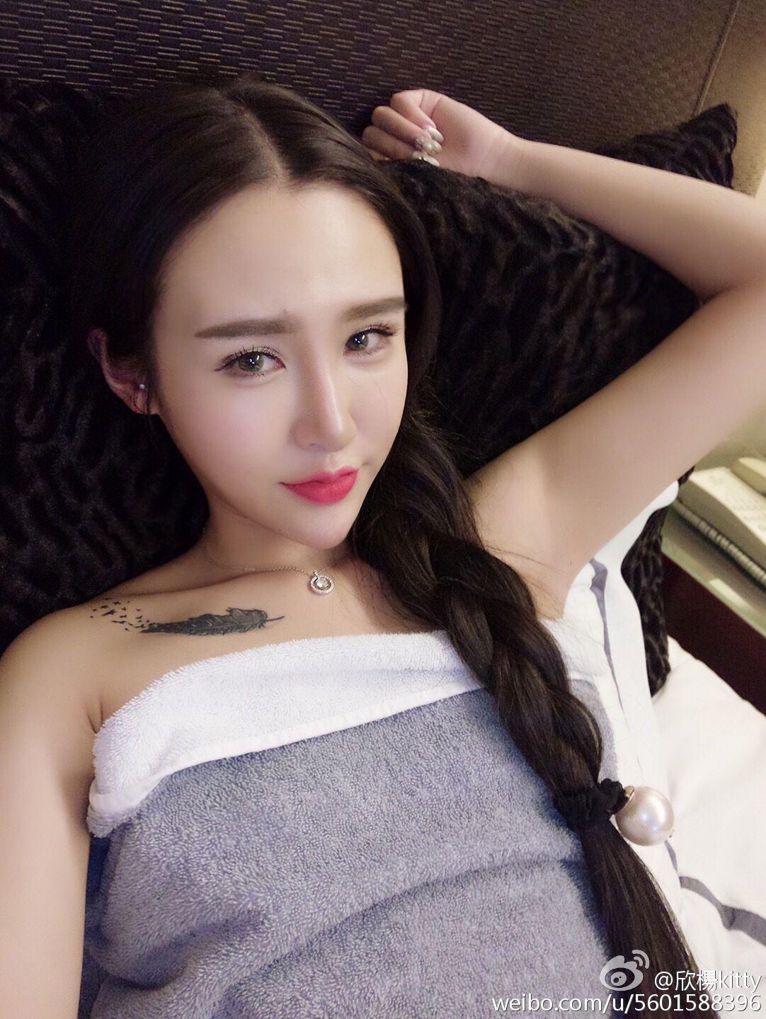 [AISS爱丝钻石] 明星模特欣楊KITTY 爆乳写真_p051