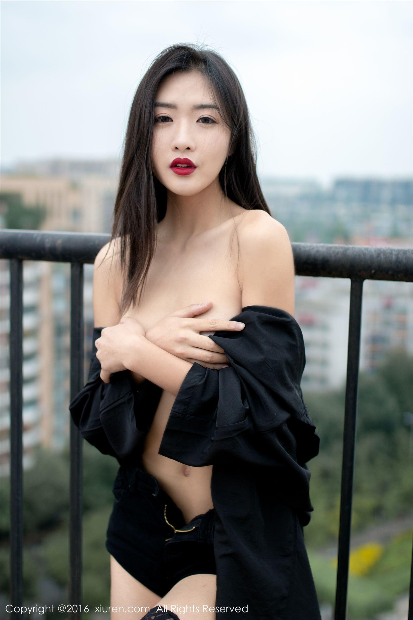 [秀人XIUREN] 2016.10.25 NO.624 周琰琳LIN_p036