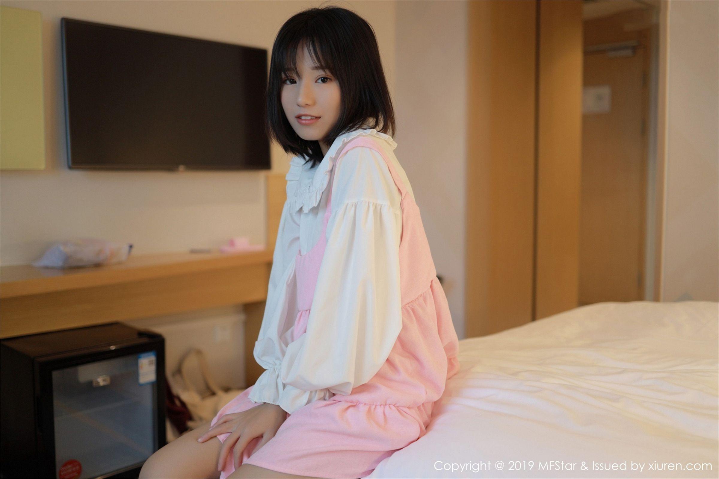 [MFStar模范学院] 2019.07.29 Vol.203 Baileys 香儿_p001