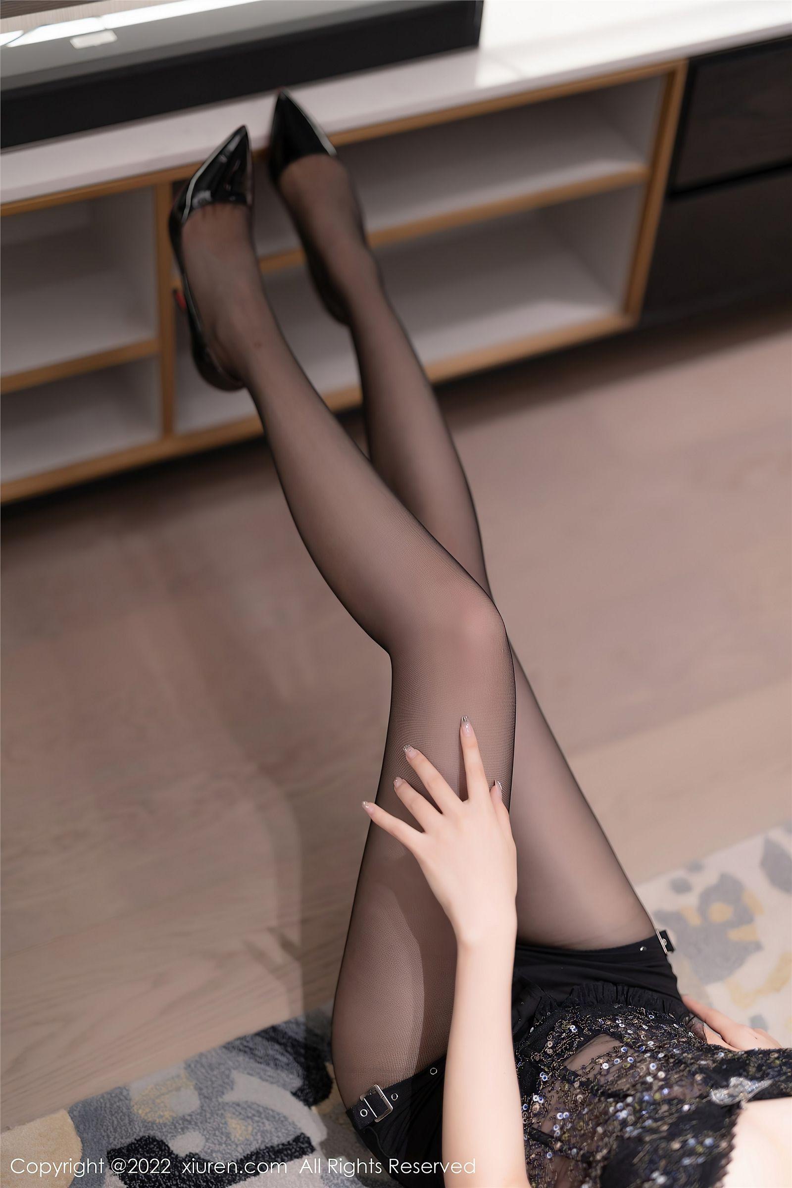 [XIUREN秀人网] 2022.05.12 NO.5002 芝芝Booty_p011
