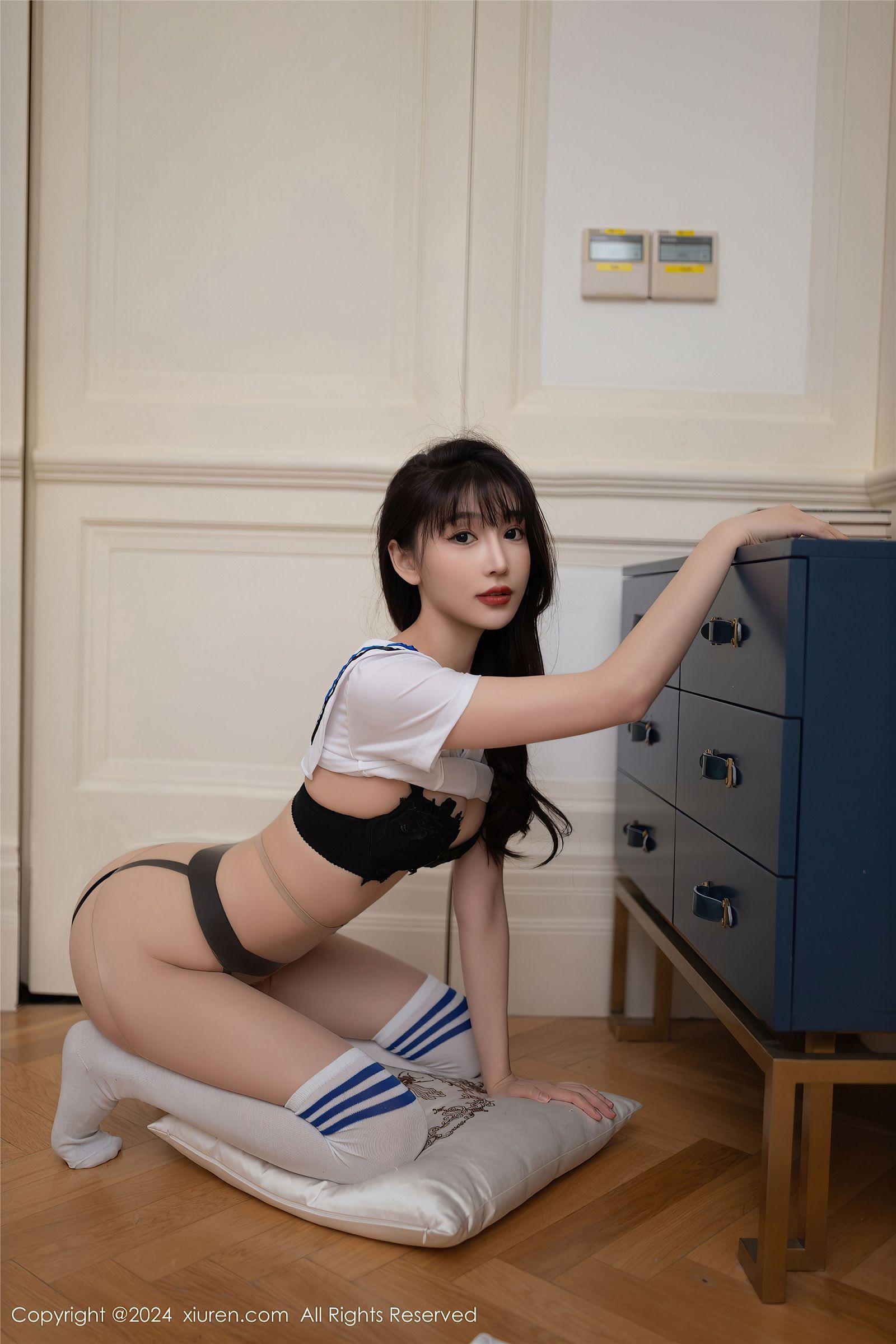 [XIUREN秀人网] 2024.12.05 NO.9554 陆萱萱_p044
