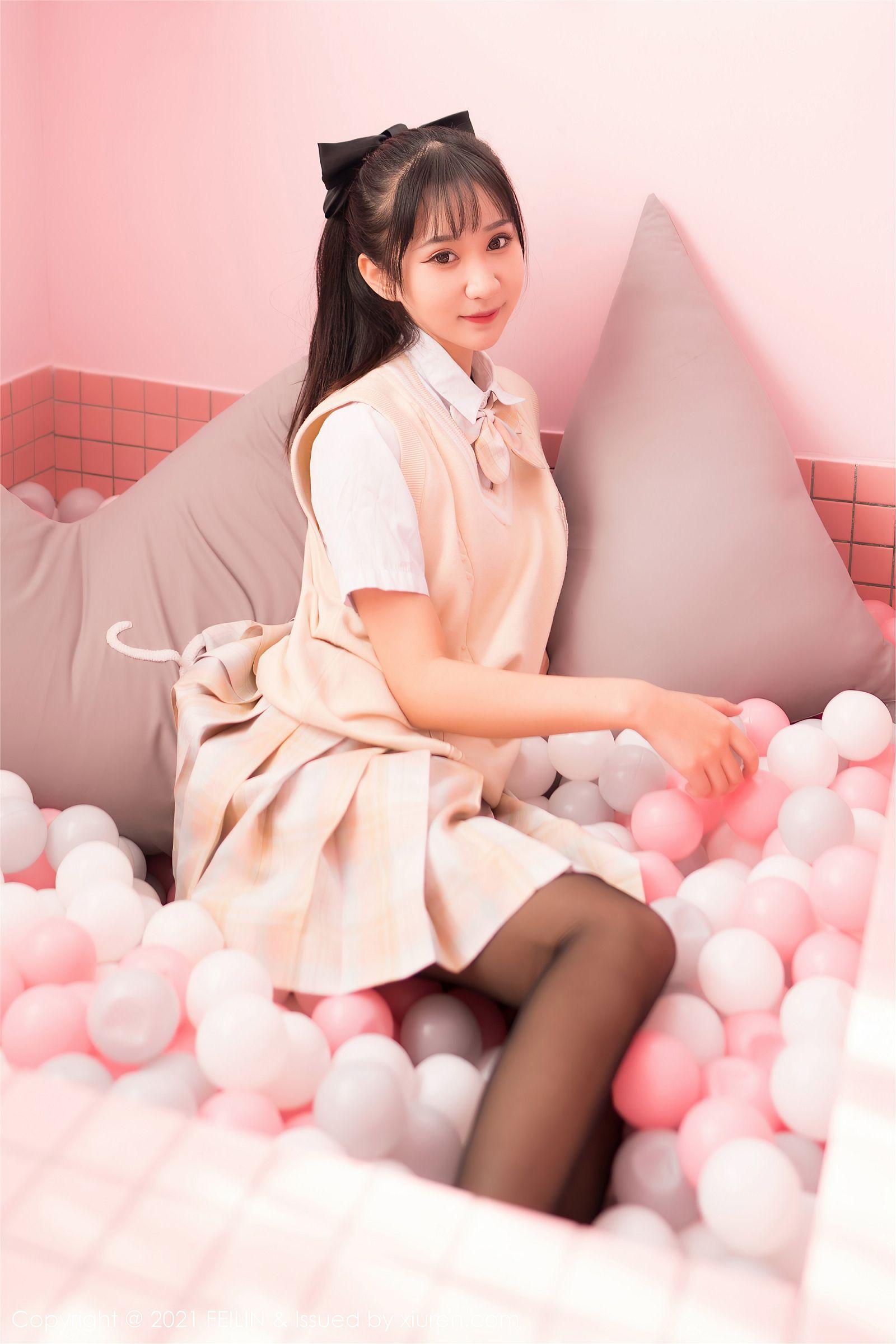 [FEILIN嗲囡囡] 2021.10.28 NO.417 小果冻儿_p001