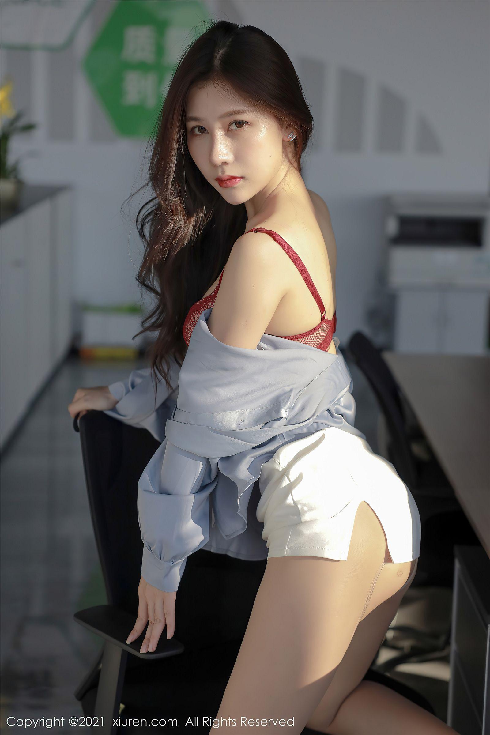[XIUREN秀人网] 2021.09.26 NO.3994 尹甜甜_p054