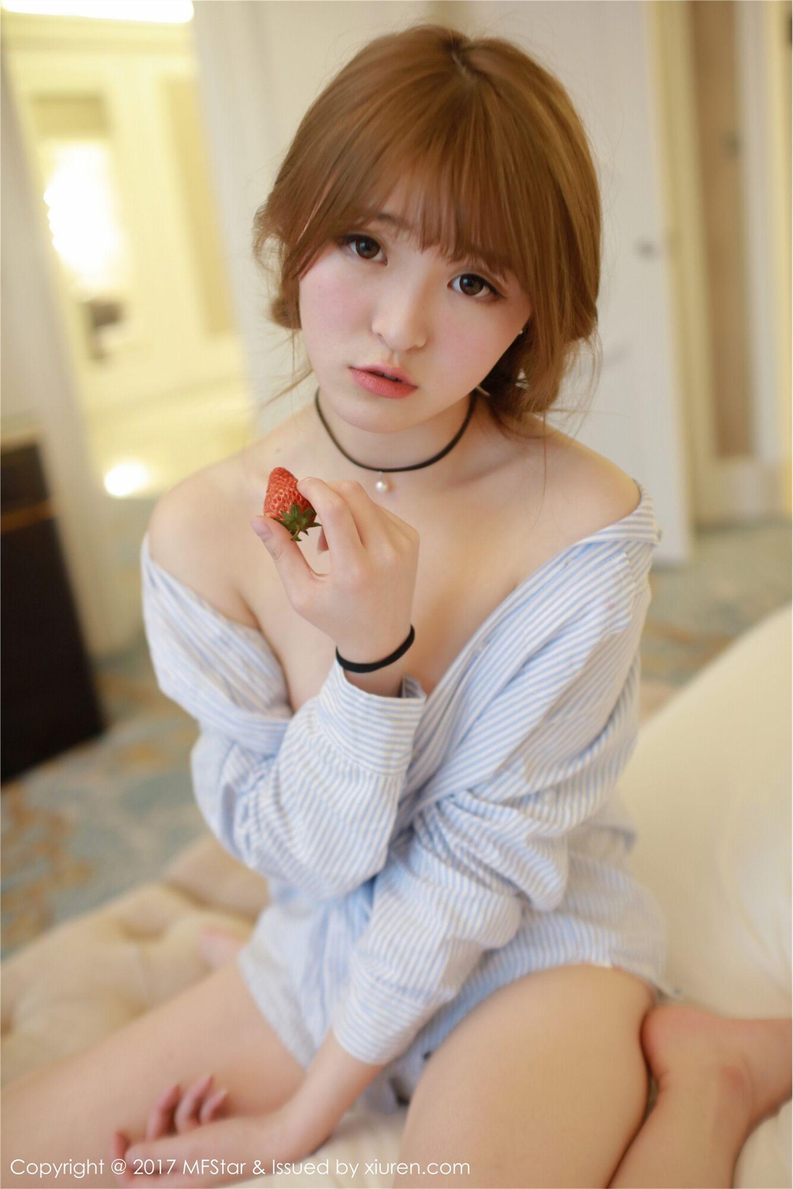 [模范学院美女] 2017.03.15 Vol.096 伊小七MoMo_p057