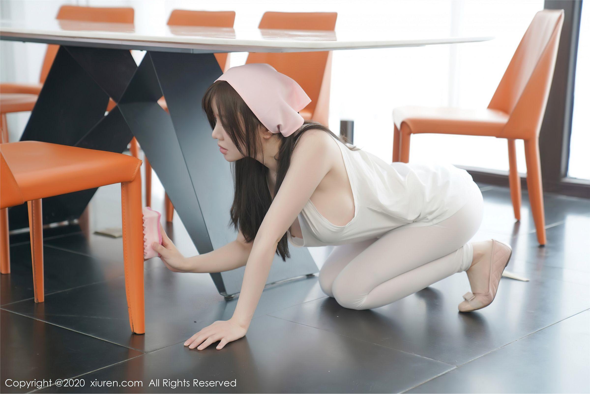 [XIUREN秀人网] 2020.09.14 NO.2557 家政主题诱惑 糯美子mini_p099