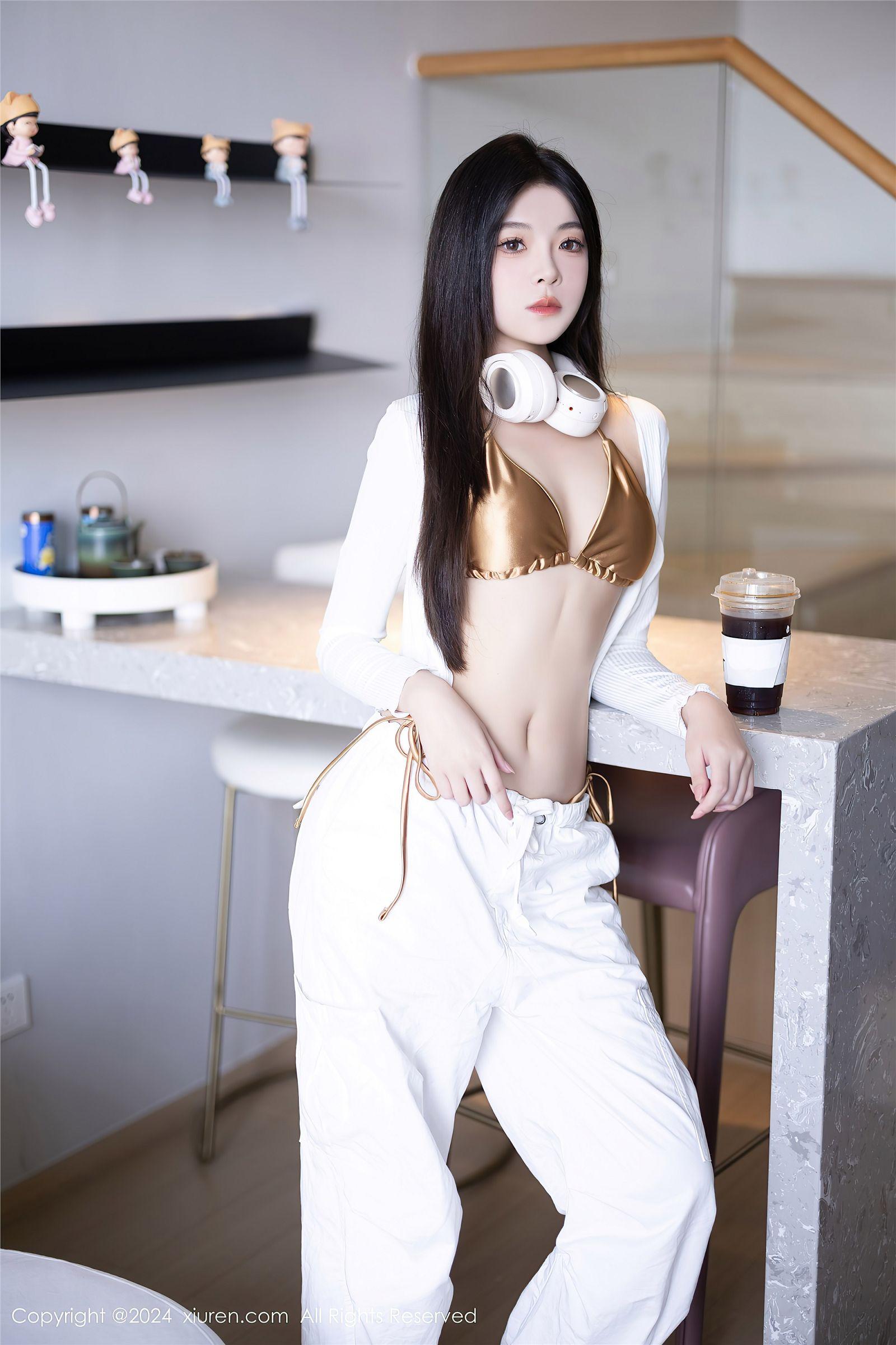 [XIUREN秀人网] 2024.10.10 NO.9262 初梦瑶_p001