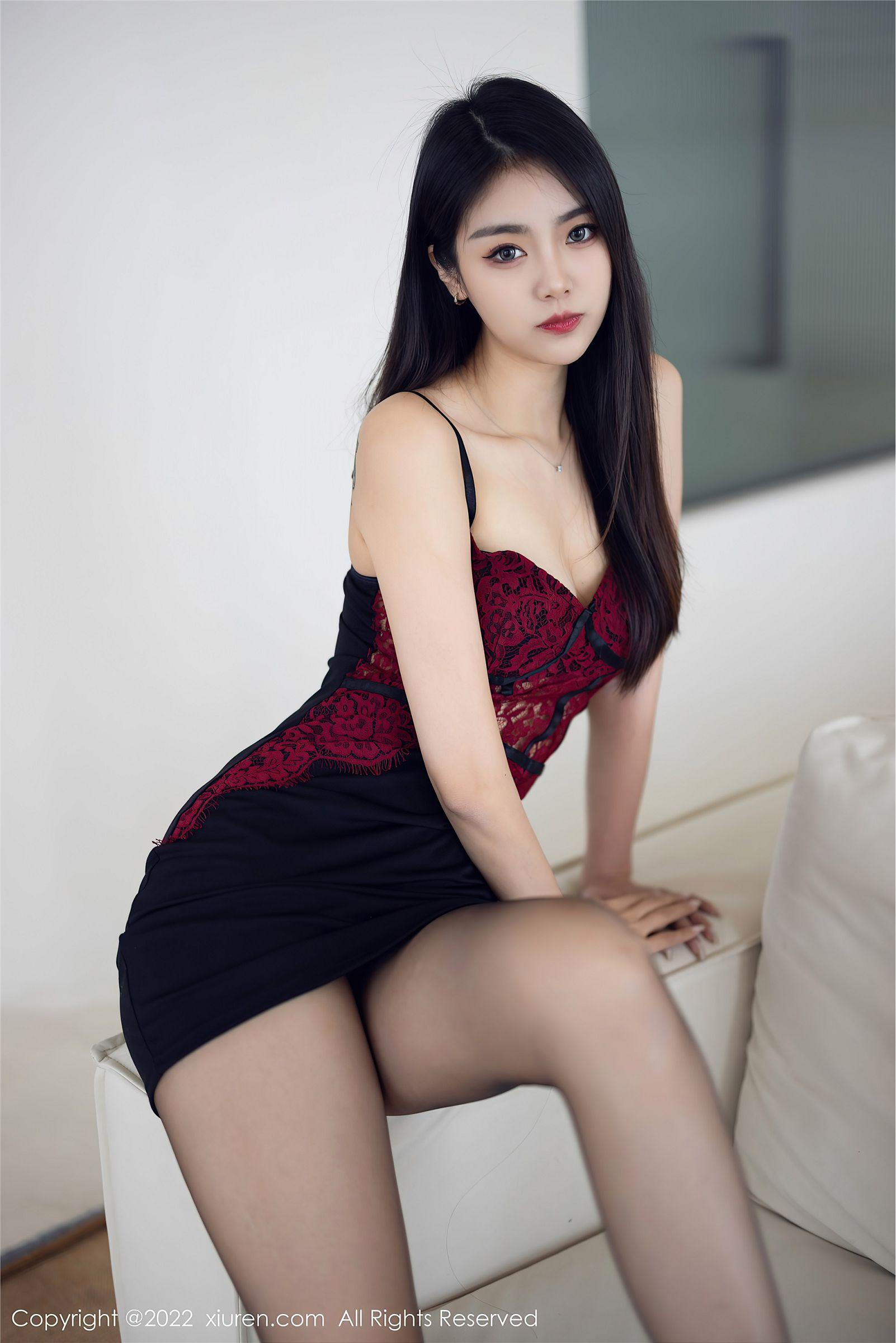 [XIUREN秀人网] 2022.10.27 NO.5769 可樂Vicky_p041