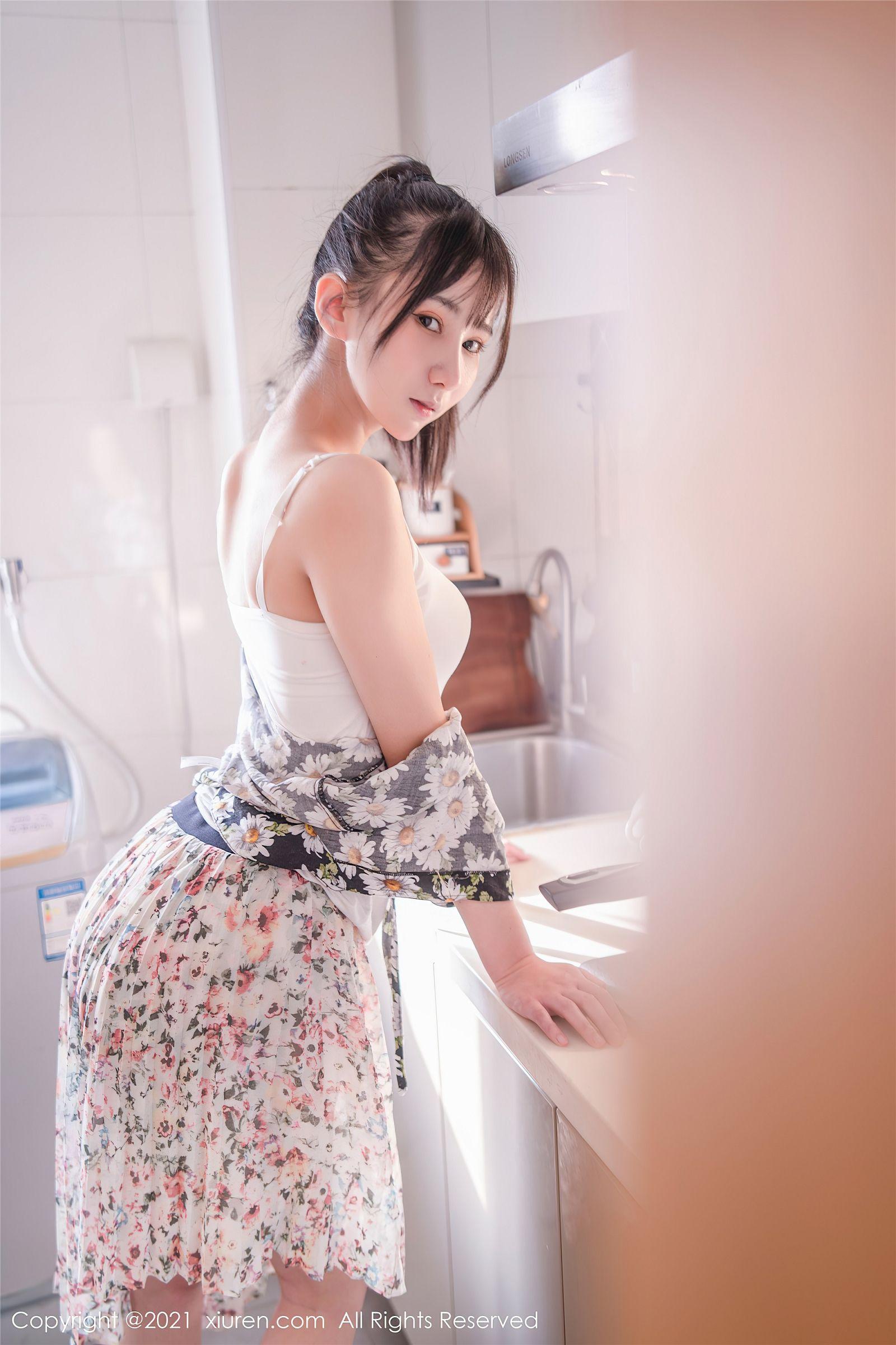 [XIUREN秀人网] 2021.07.26 NO.3711 小果冻儿_p057