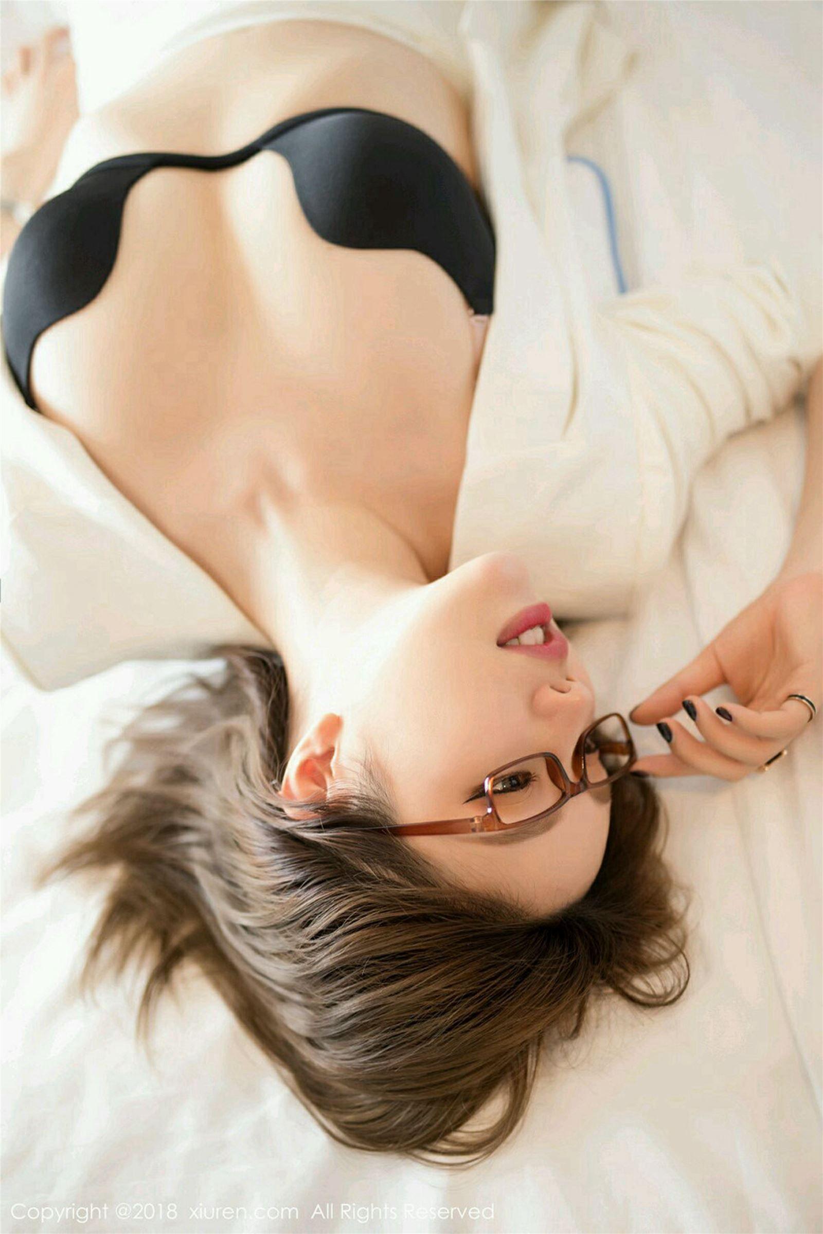[秀人XIUREN] 2018.07.31 NO.1104 黄楽然_p007