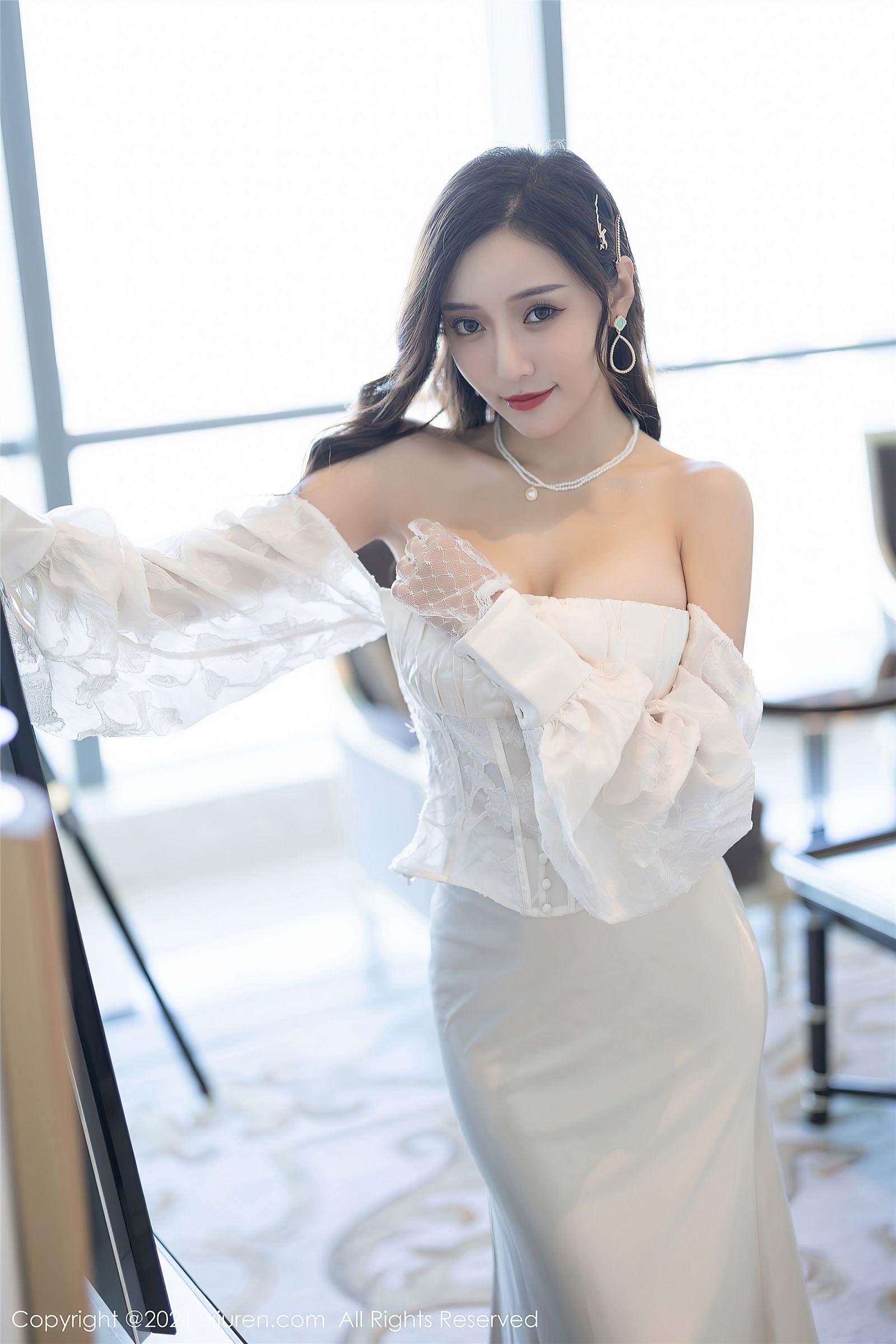 [XIUREN秀人网] 2021.10.28 NO.4136 王馨瑶yanni_p042