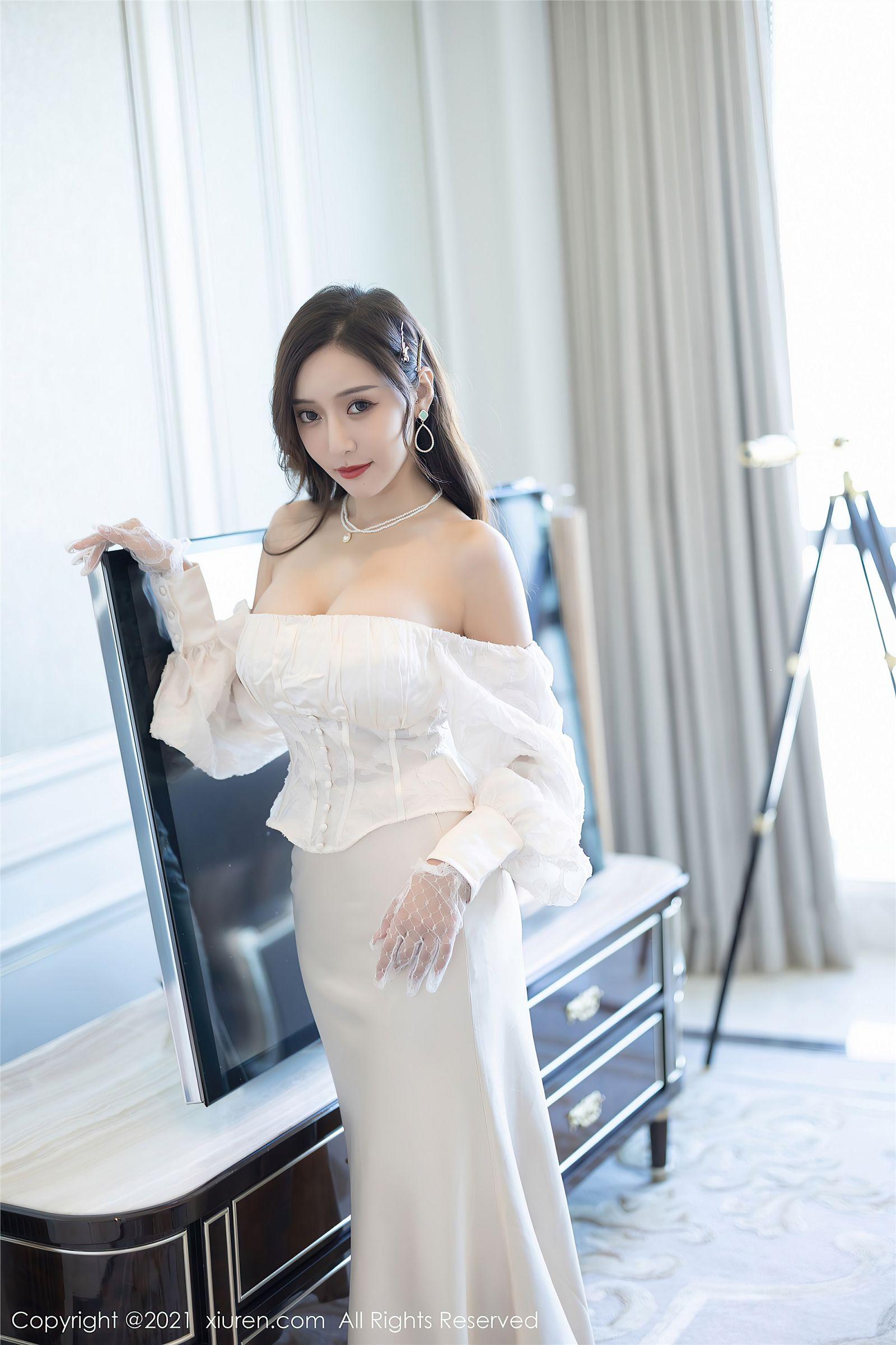 [XIUREN秀人网] 2021.10.28 NO.4136 王馨瑶yanni_p054