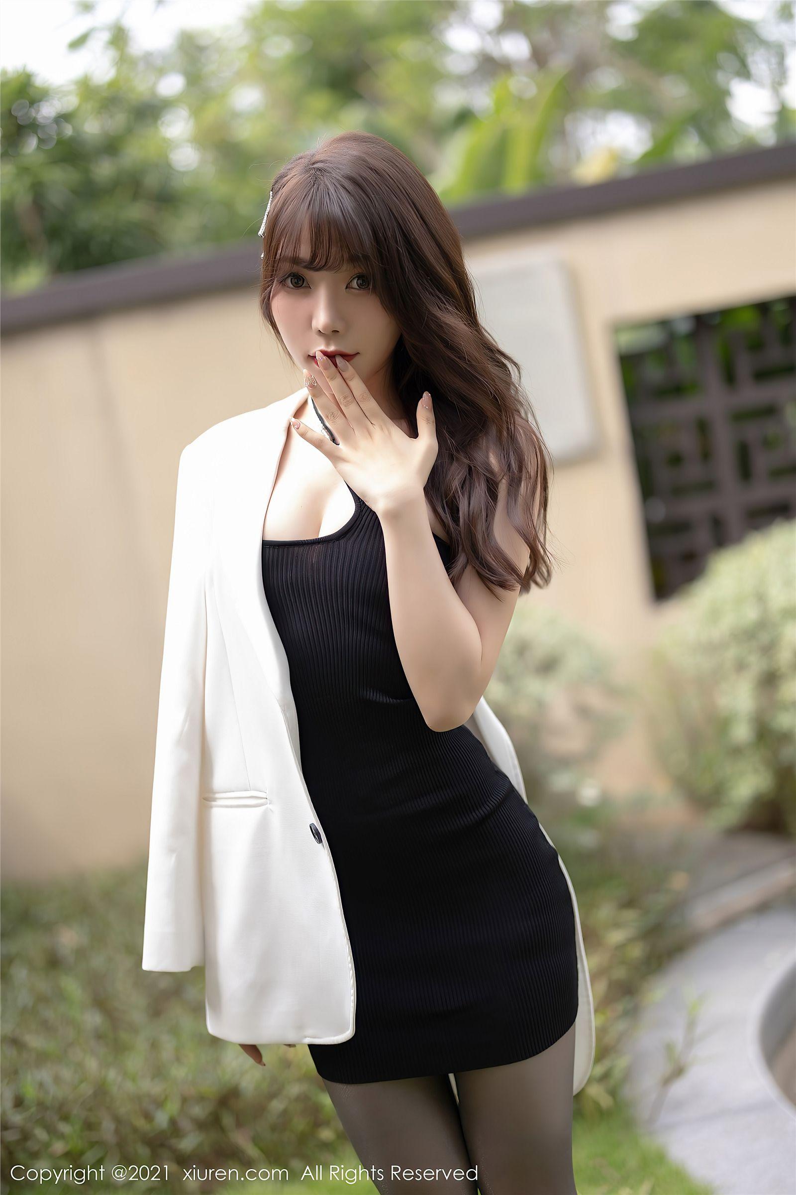 [XIUREN秀人网] 2021.08.05 NO.3763 芝芝Booty_p052