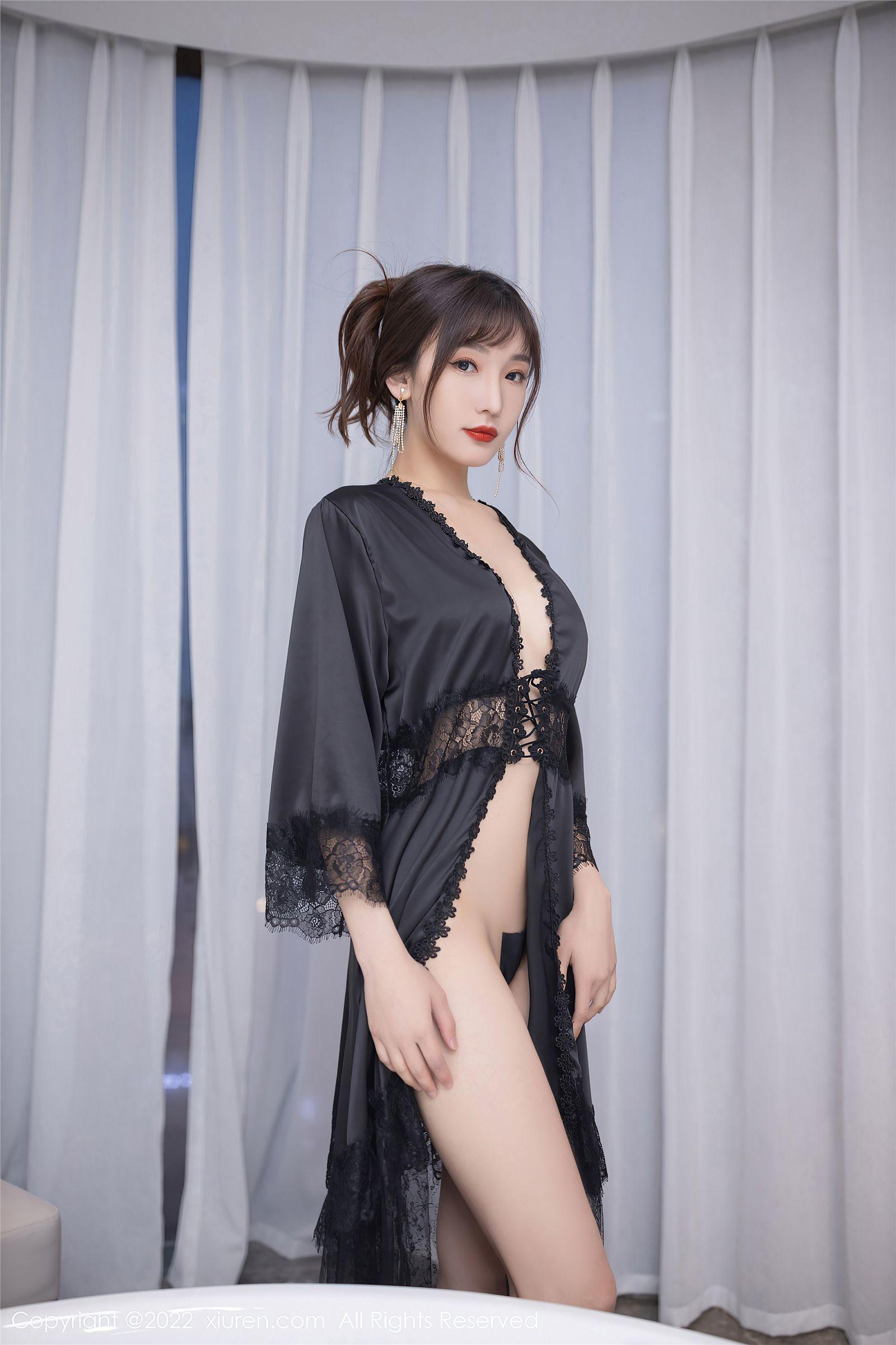 [XIUREN秀人网] 2022.08.04 NO.5389 陆萱萱_p016