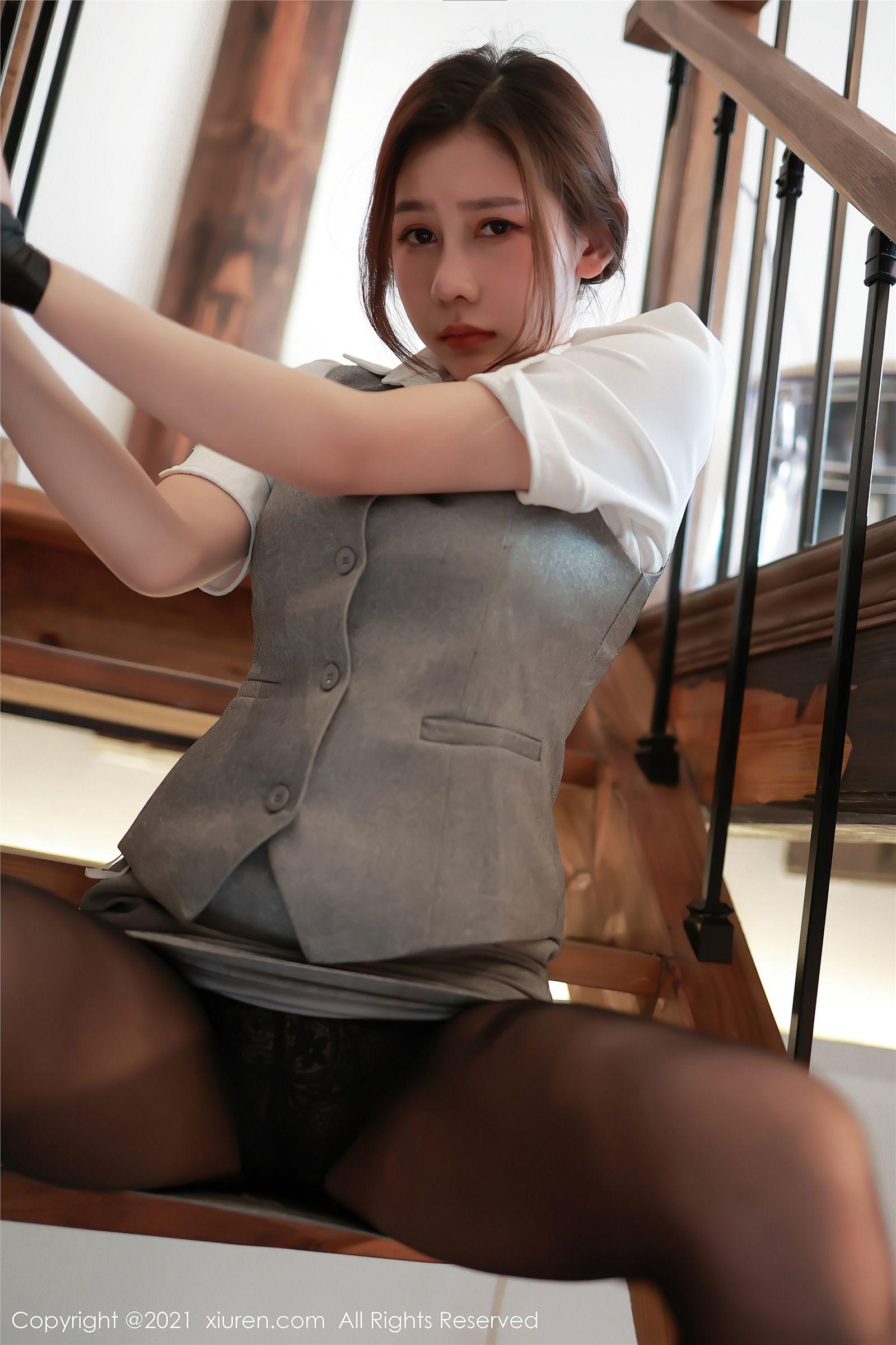 [XIUREN秀人网] 2021.04.12 NO.3291 尹甜甜_p013