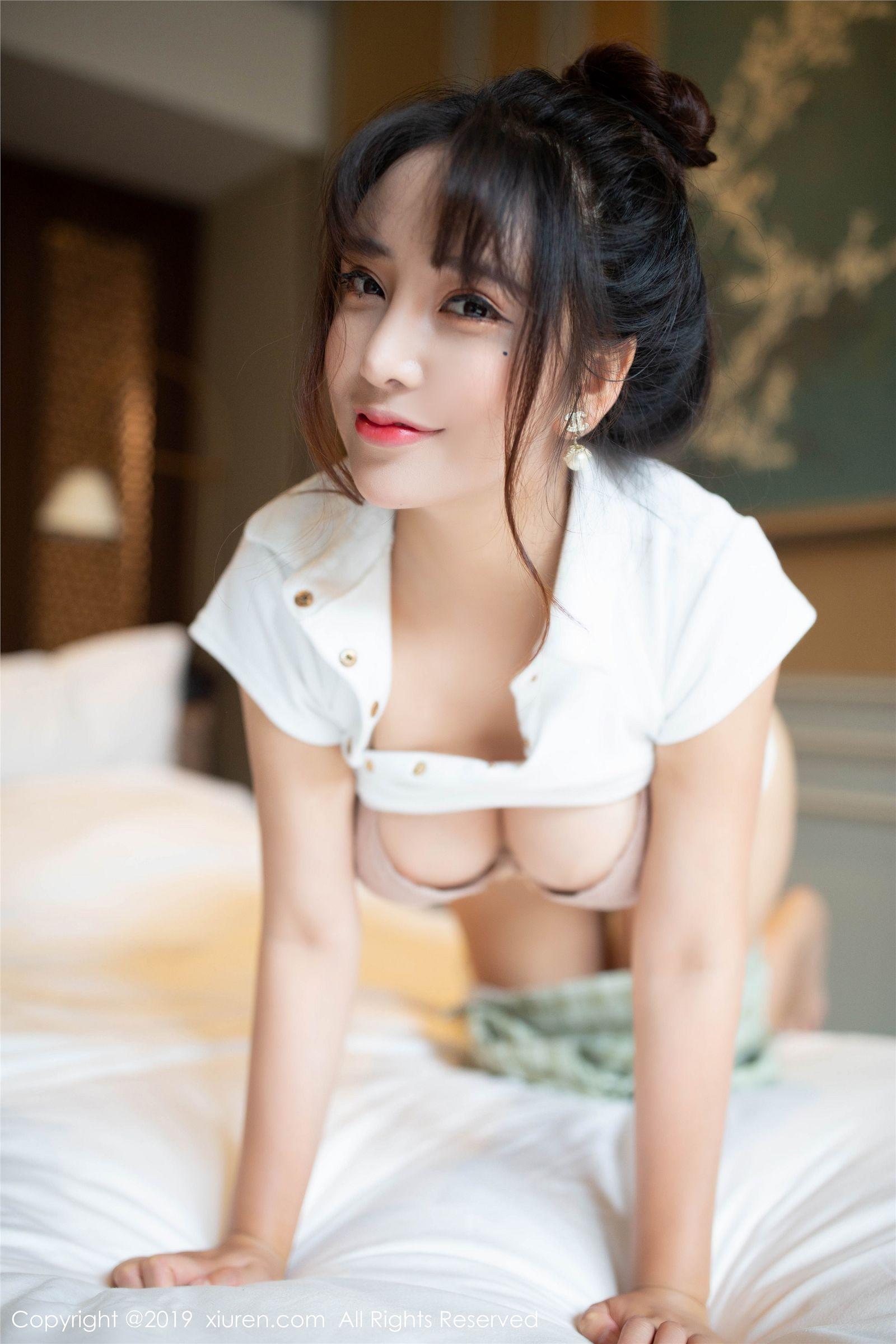 [XIUREN秀人网] 2019.09.30 NO.1705 颜值清甜靓丽肌肤娇嫩胜雪 陶喜乐_lele_p016