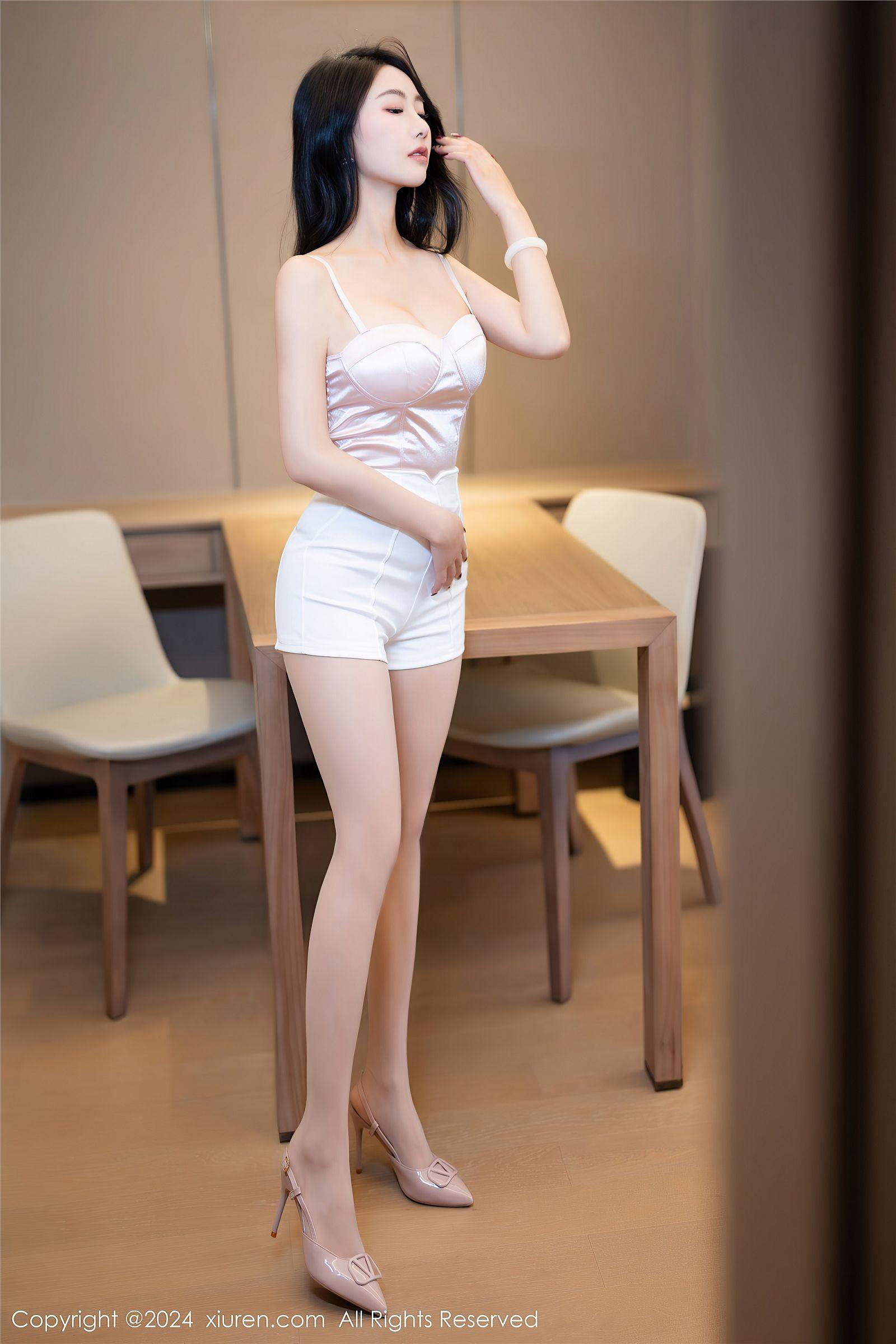 [XIUREN秀人网] 2024.01.15 NO.7962 苏苏阿_p001
