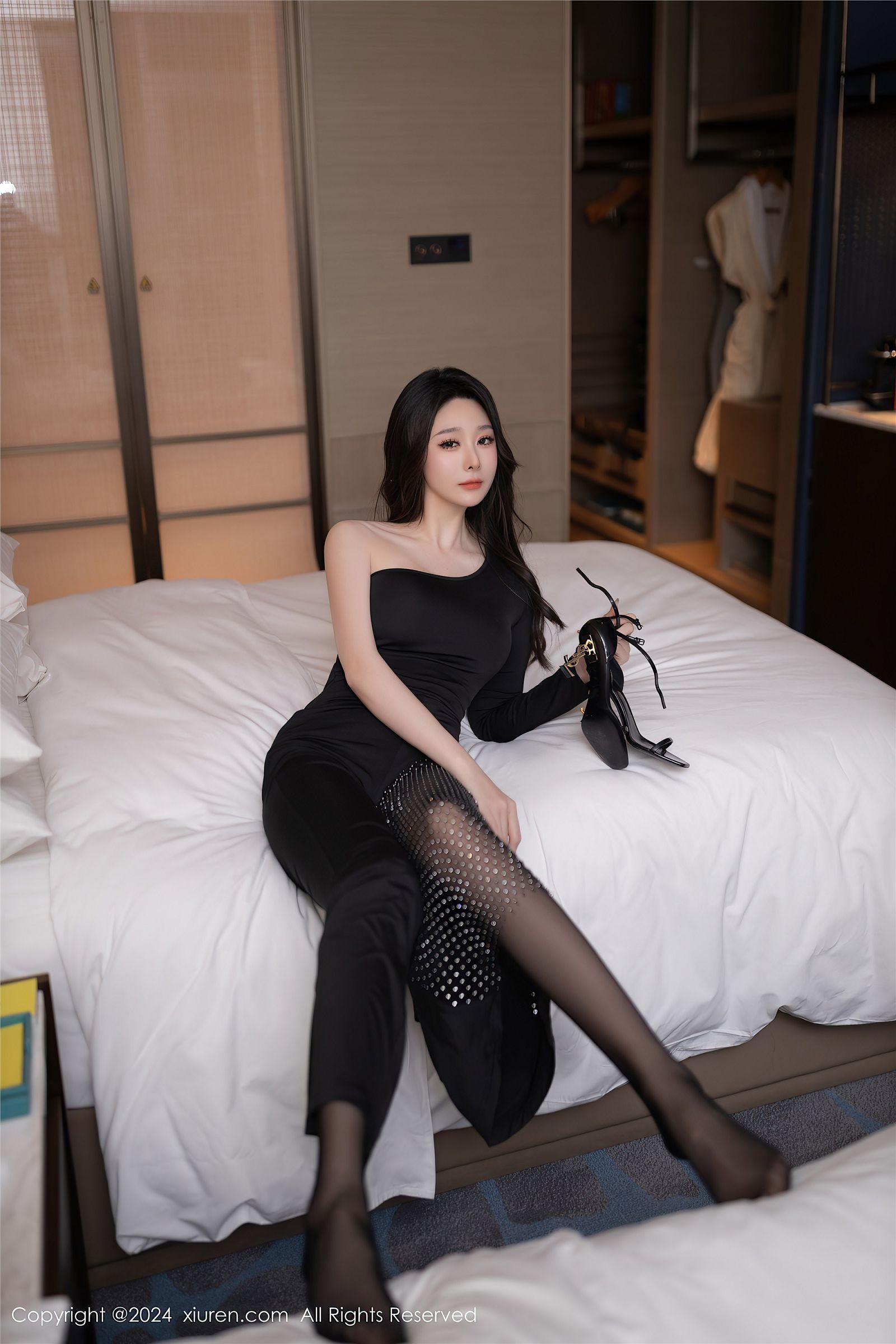 [XIUREN秀人网] 2024.11.01 NO.9386 小逗逗_p004