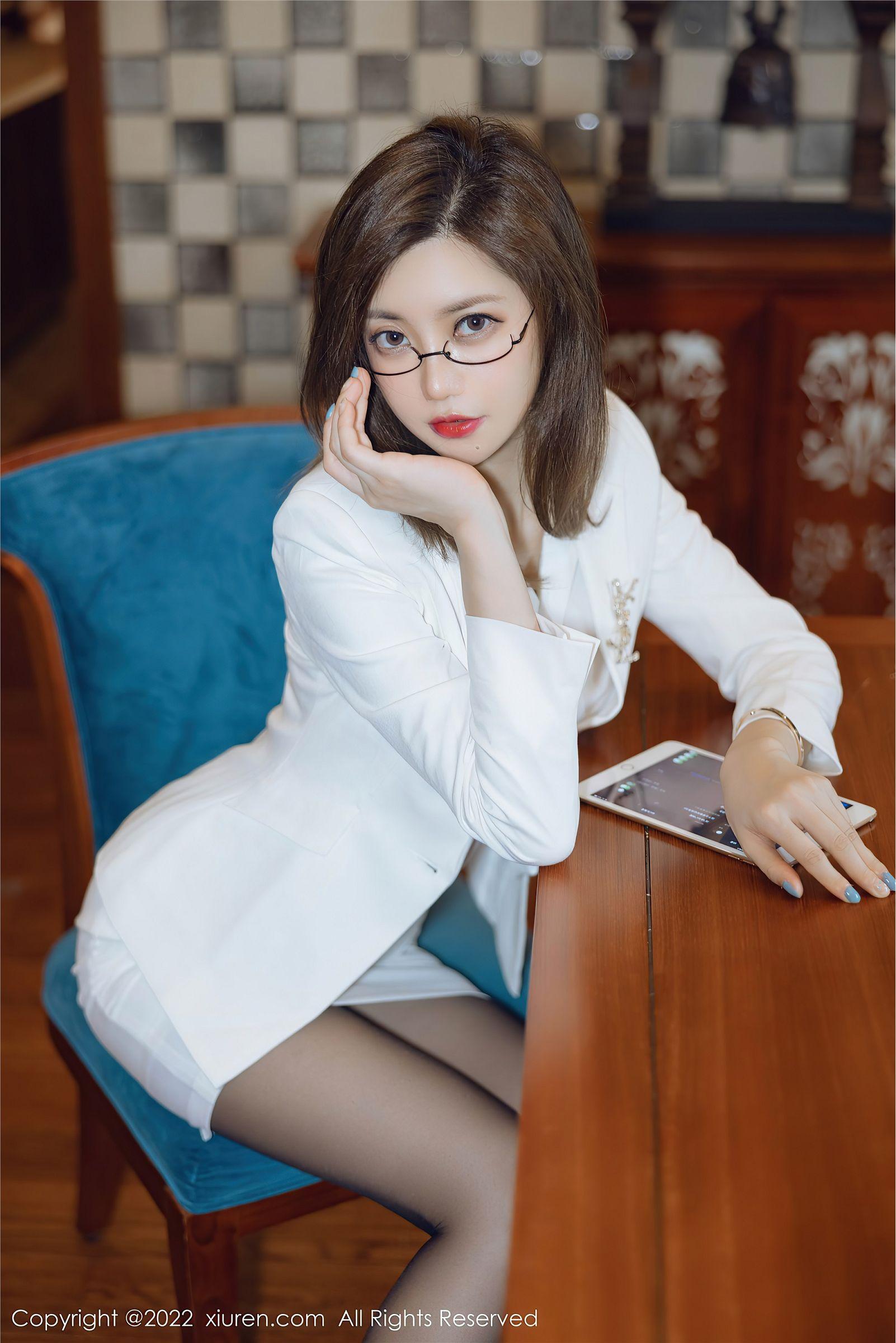 [XIUREN秀人网] 2022.01.30 NO.4544 绮里嘉ula_p021
