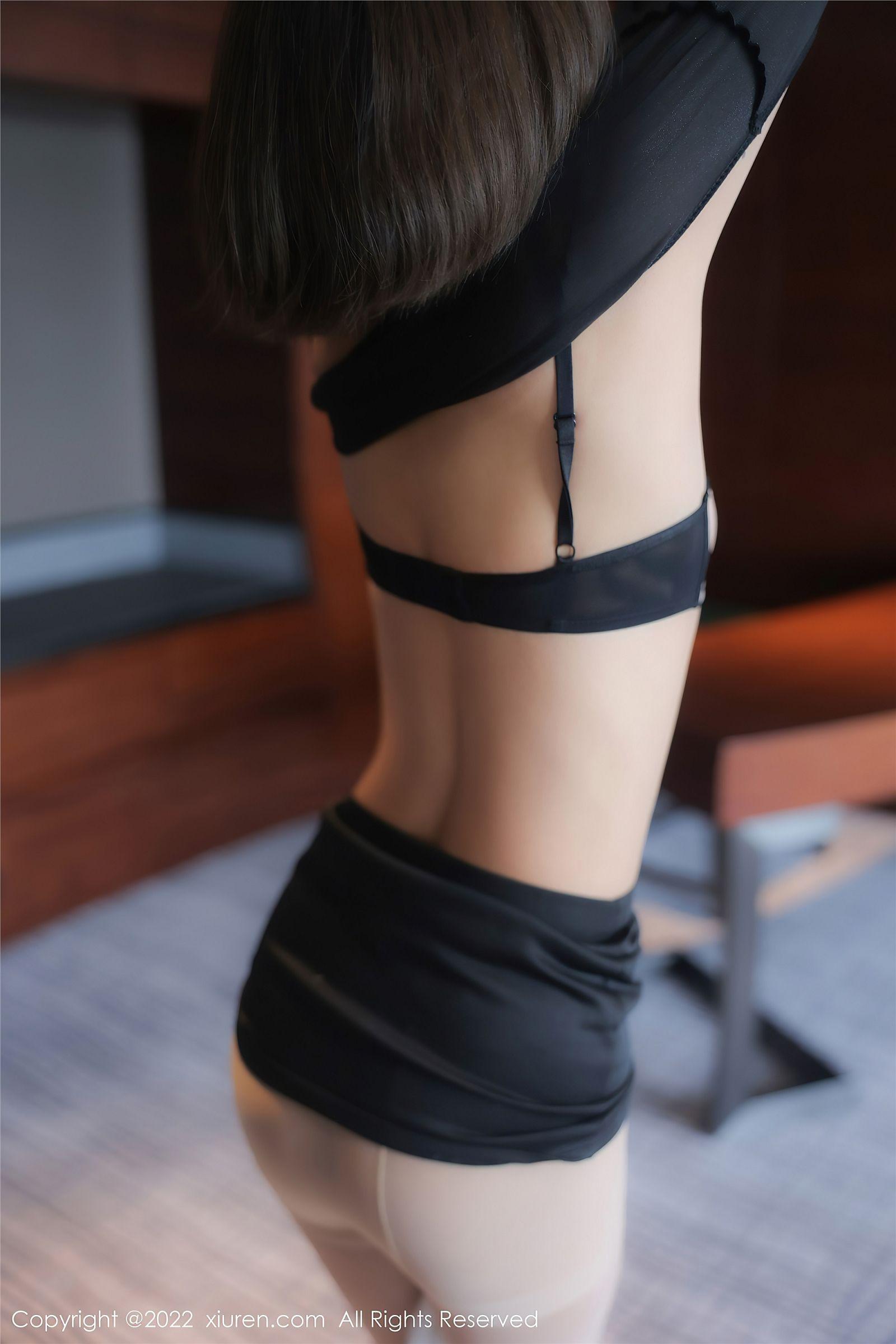 [XIUREN秀人网] 2022.08.15 NO.5437 宋愉愉_p037