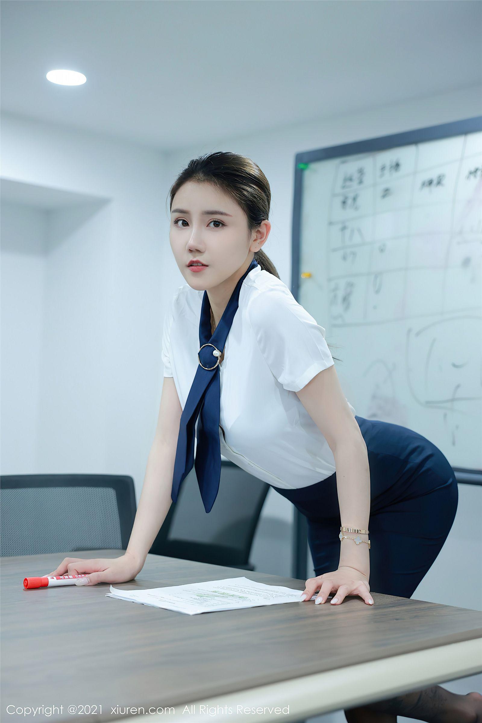 [XIUREN秀人网] 2021.07.19 NO.3682 夏西CiCi_p040