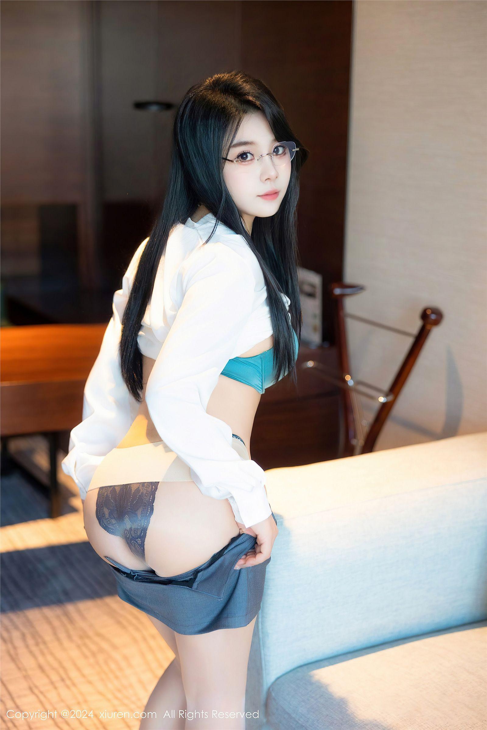 [XIUREN秀人网] 2024.08.09 NO.8989 麦田_p046