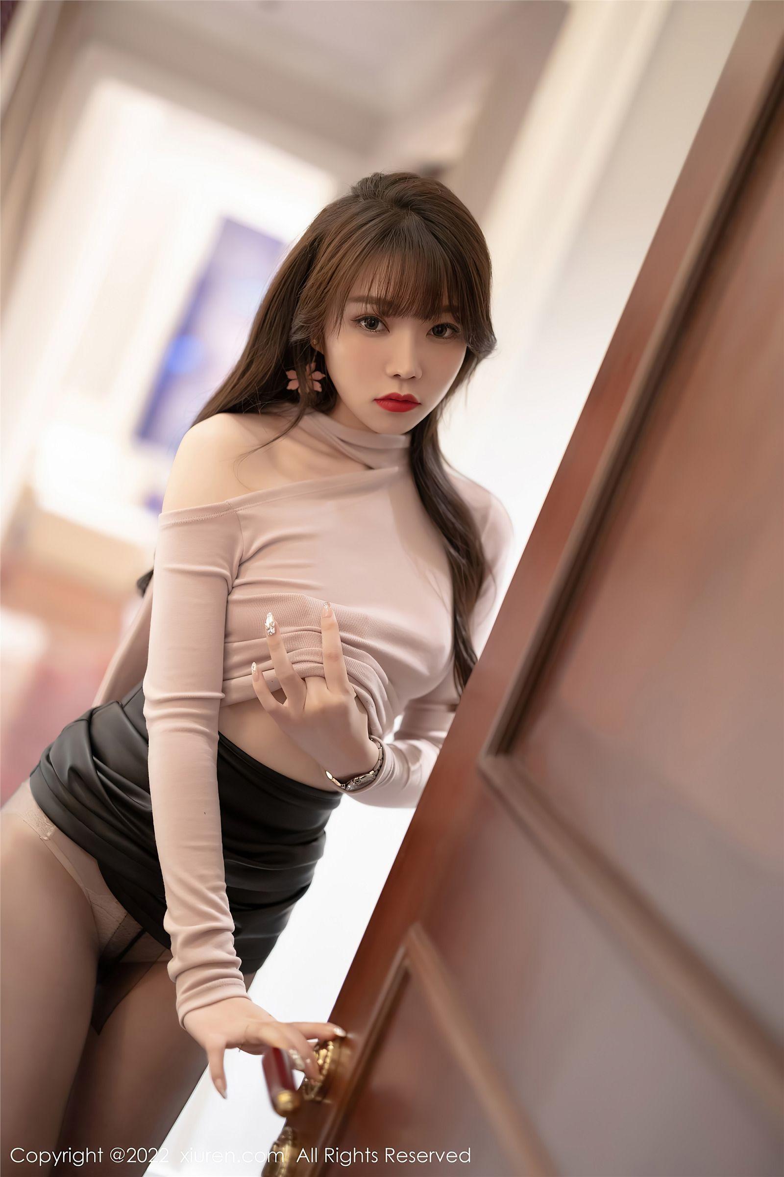 [XIUREN秀人网] 2022.02.18 NO.4606 芝芝Booty_p043