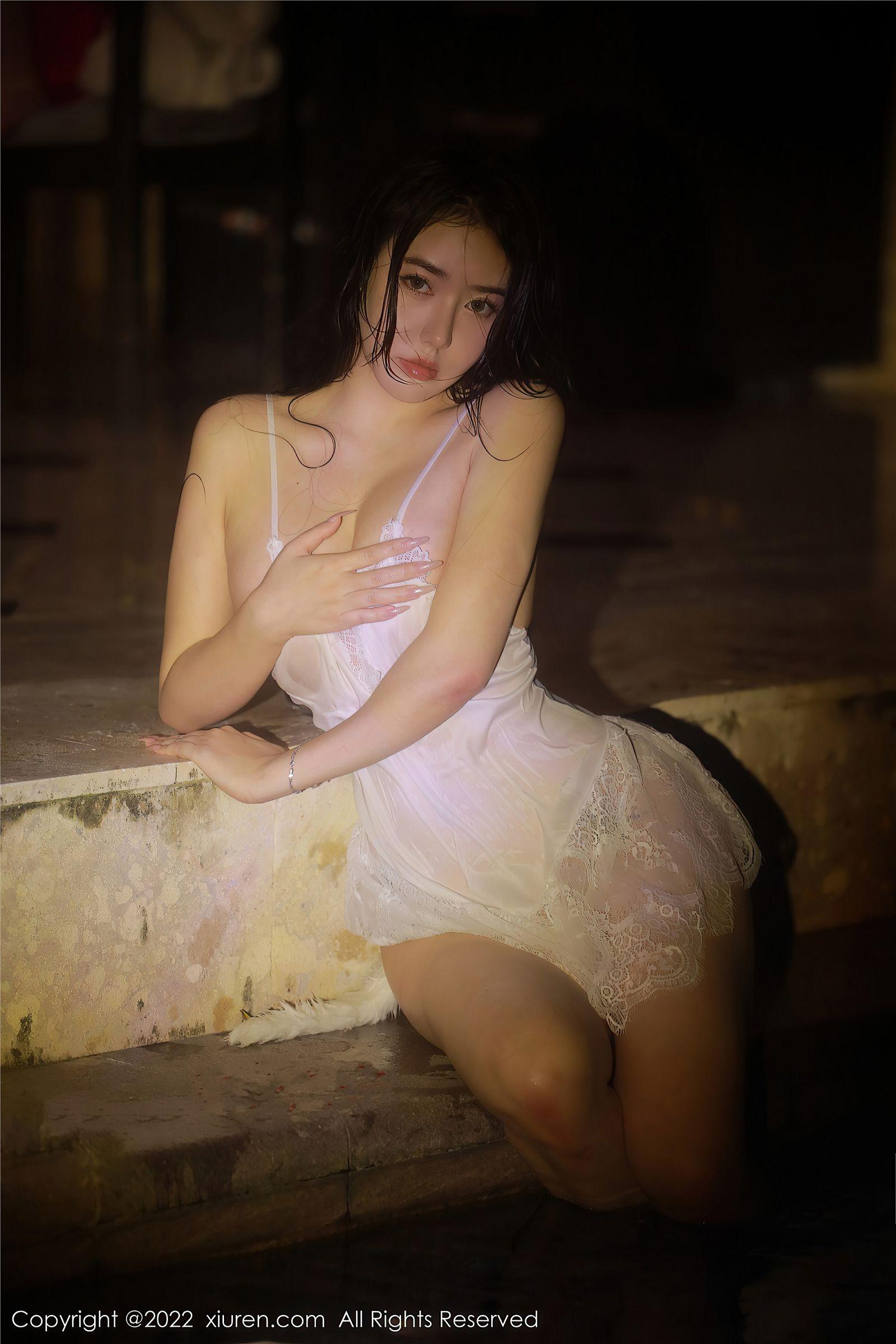 [XIUREN秀人网] 2022.01.24 NO.4504 玛鲁娜Manuela_p027